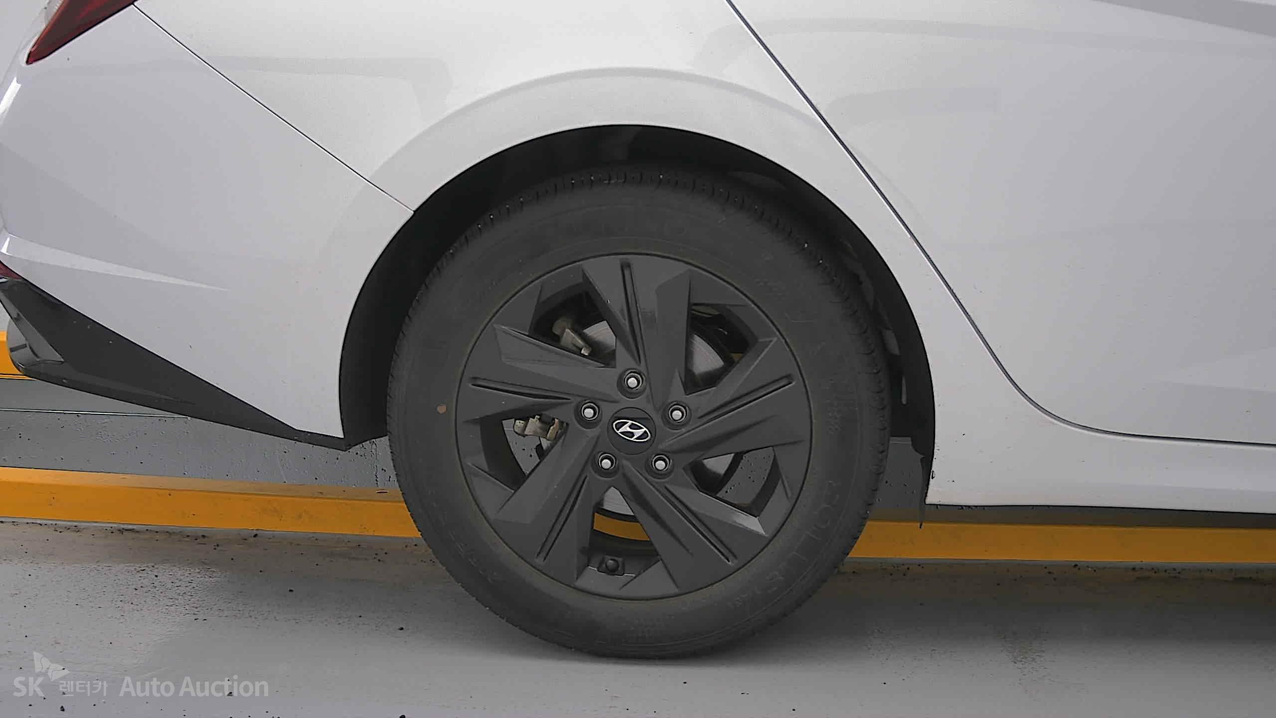 2023 - hyundai avante