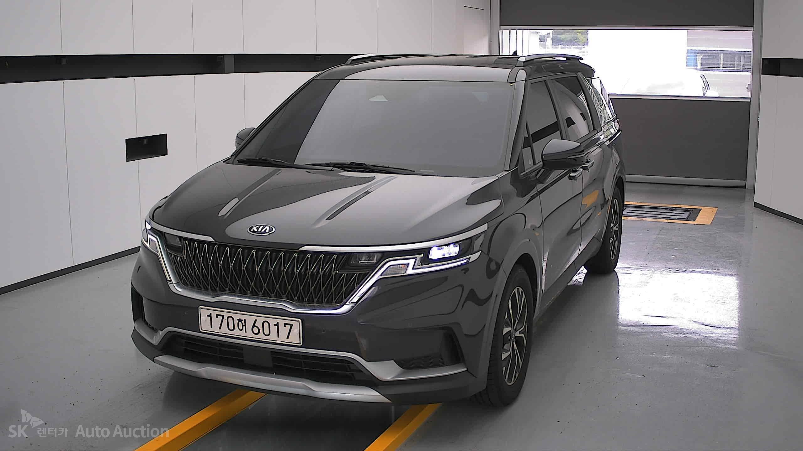 2021 - kia carnival