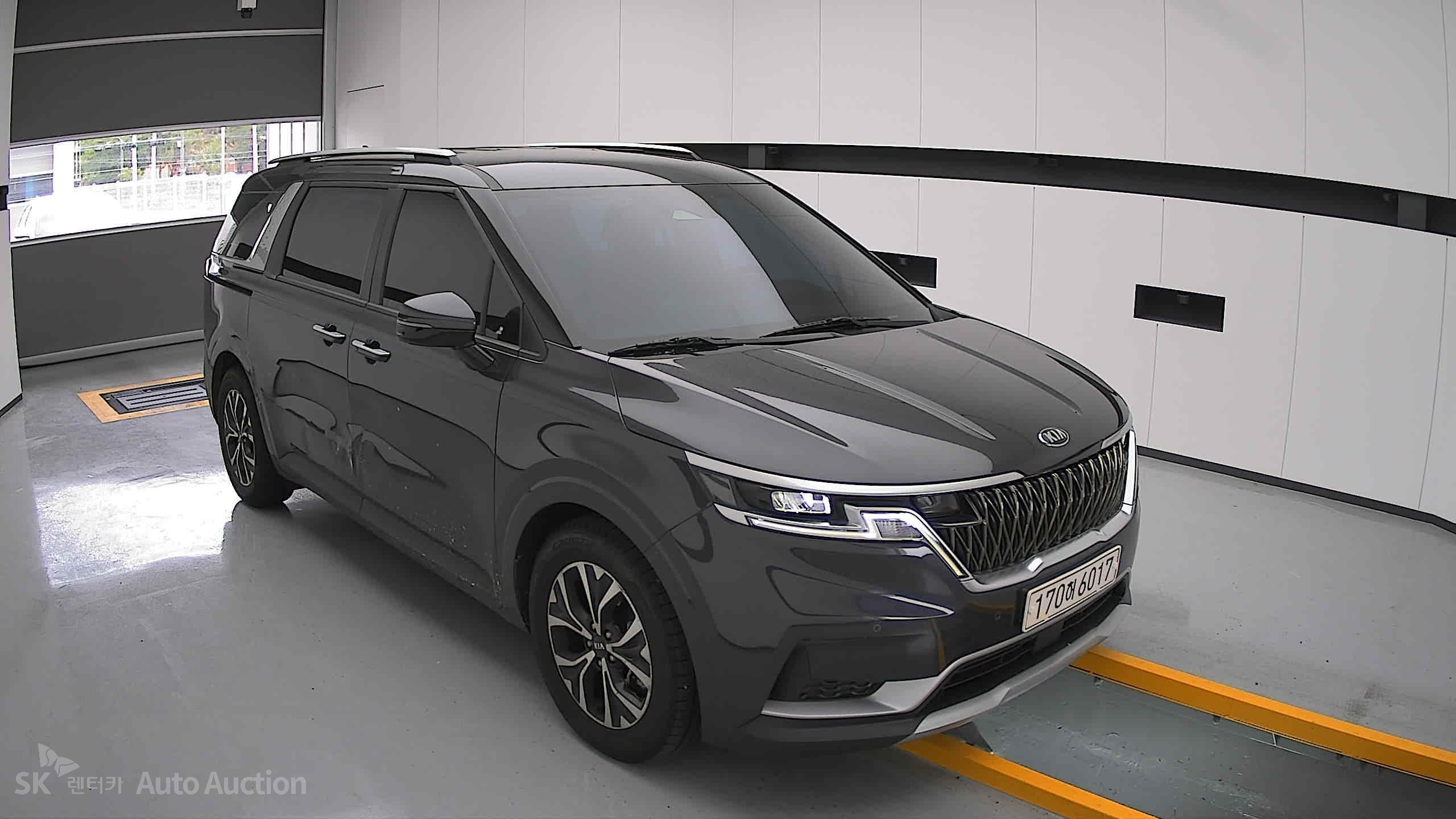 2021 - kia carnival