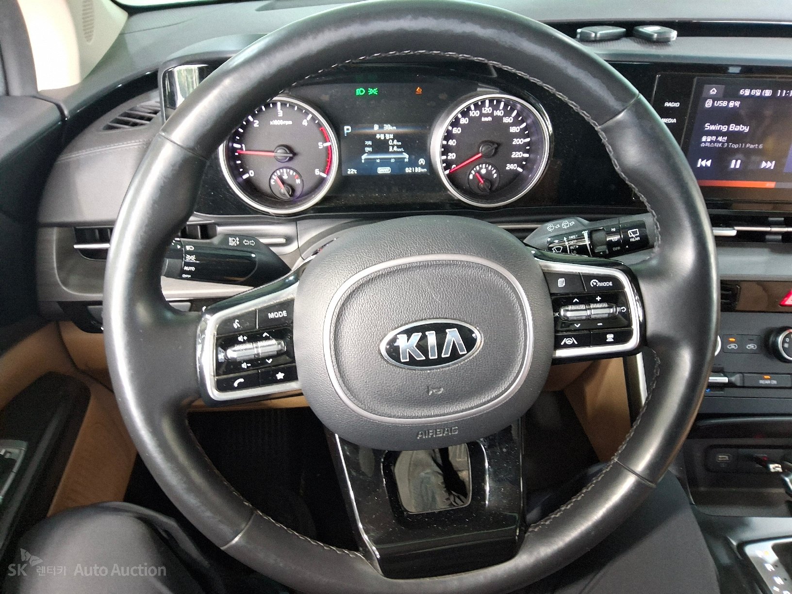 2021 - kia carnival