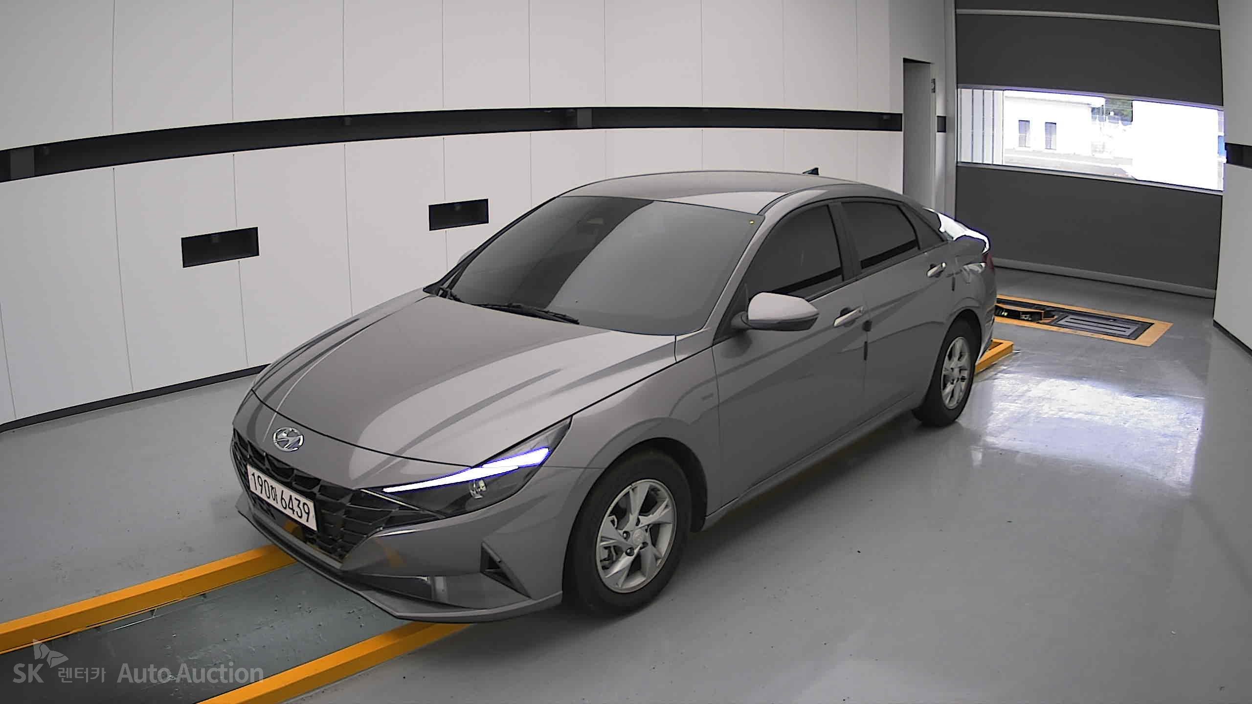 2023 - hyundai avante