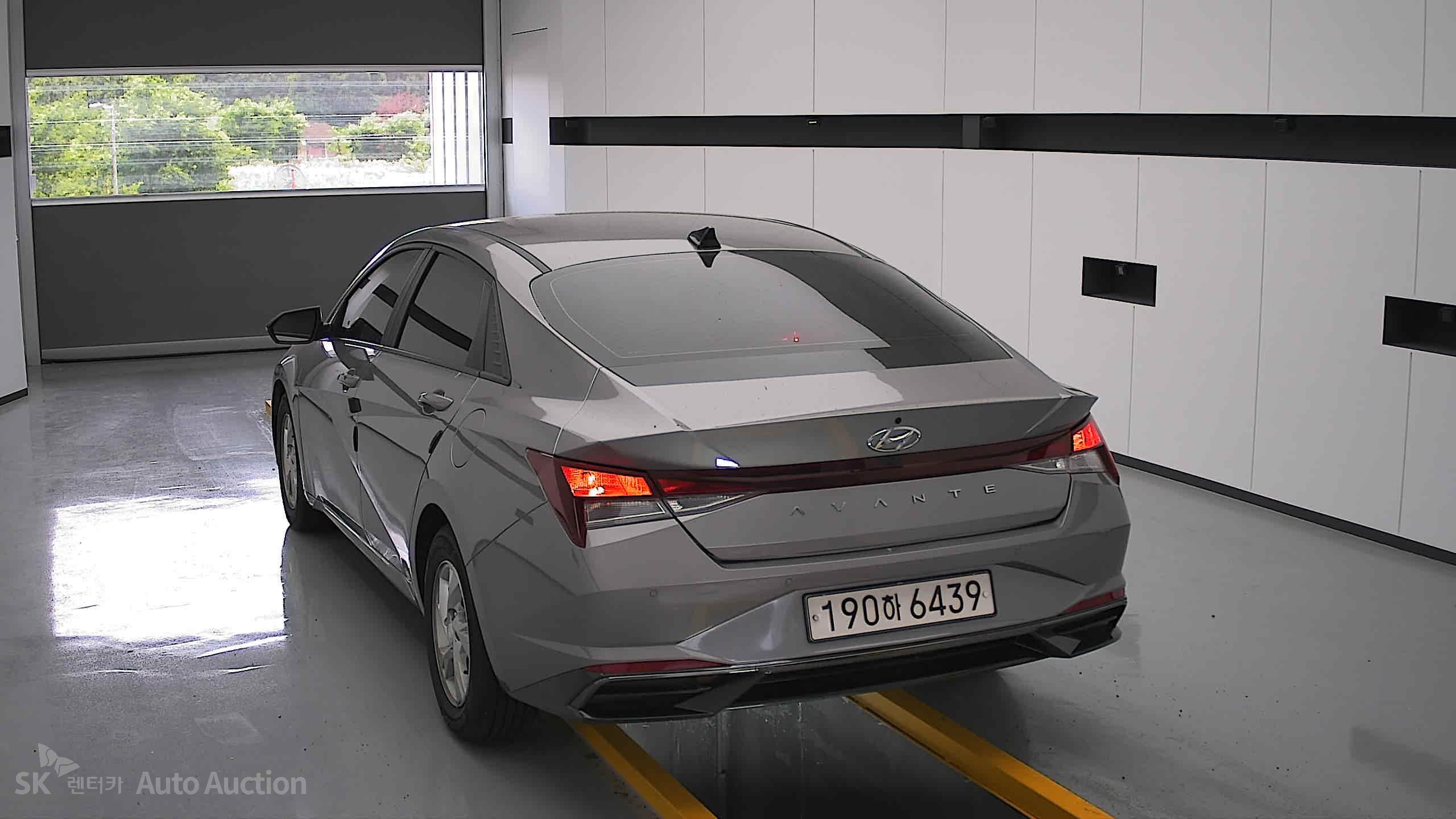 2023 - hyundai avante
