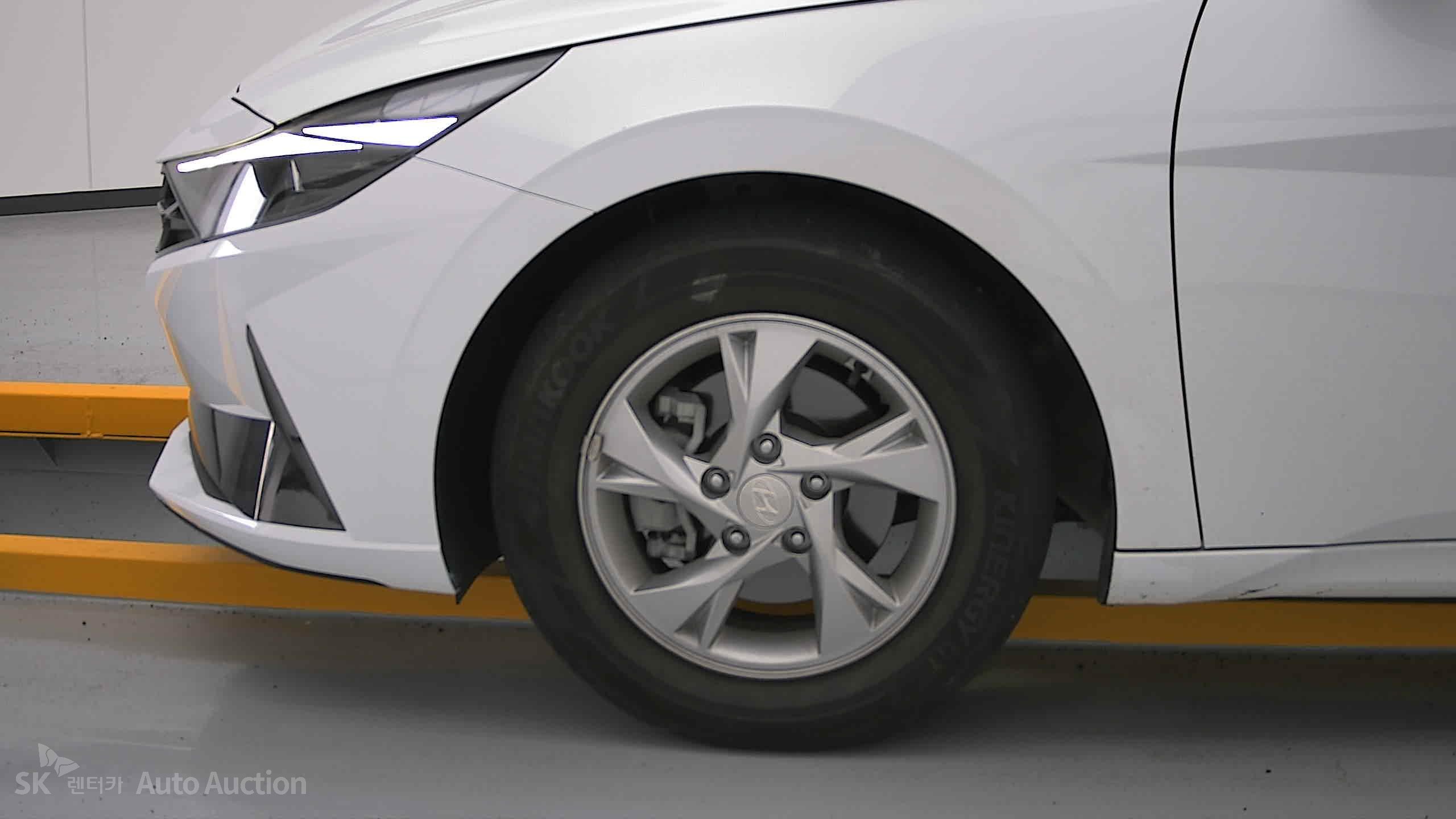 2023 - hyundai avante