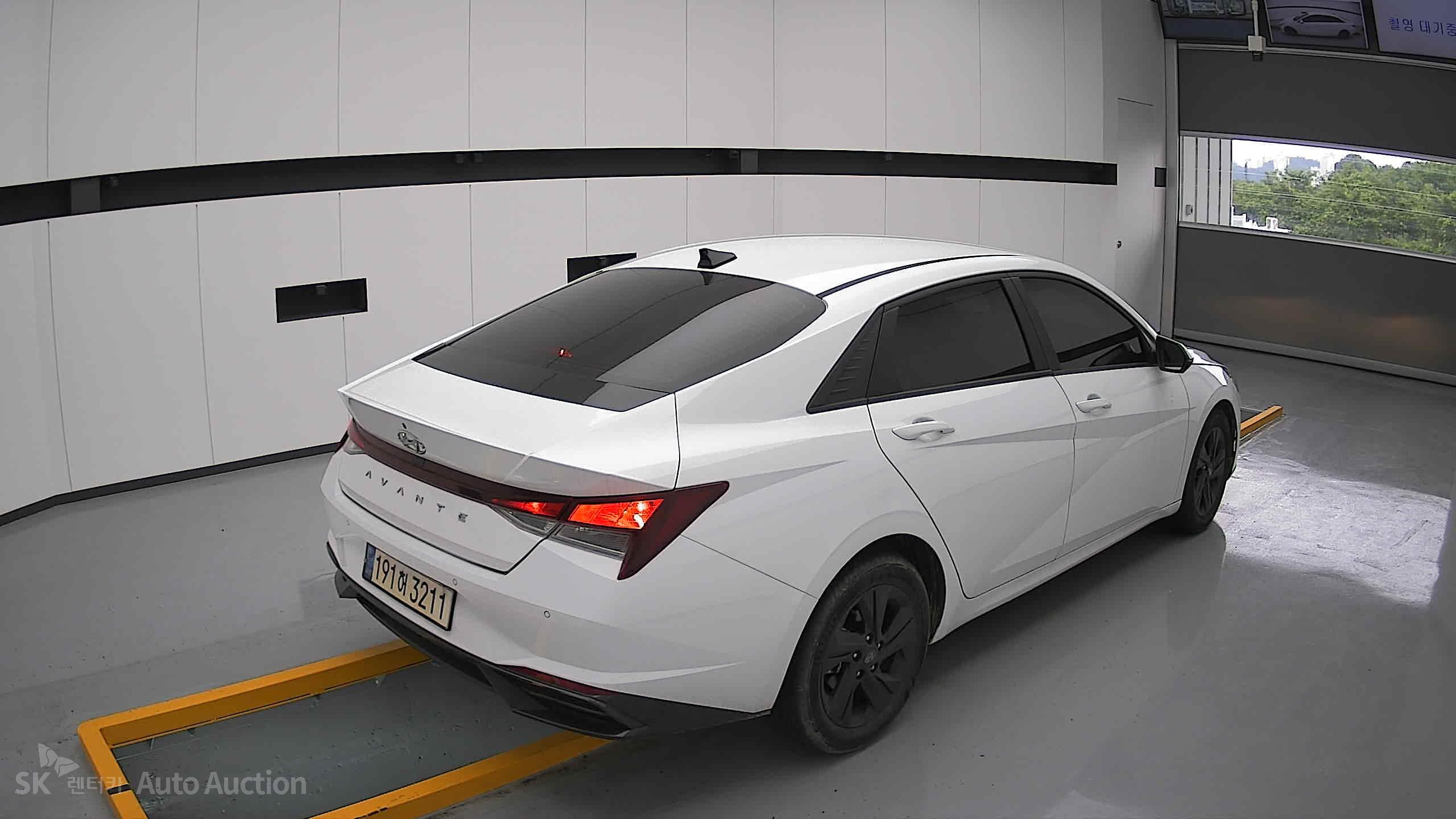 2023 - hyundai avante
