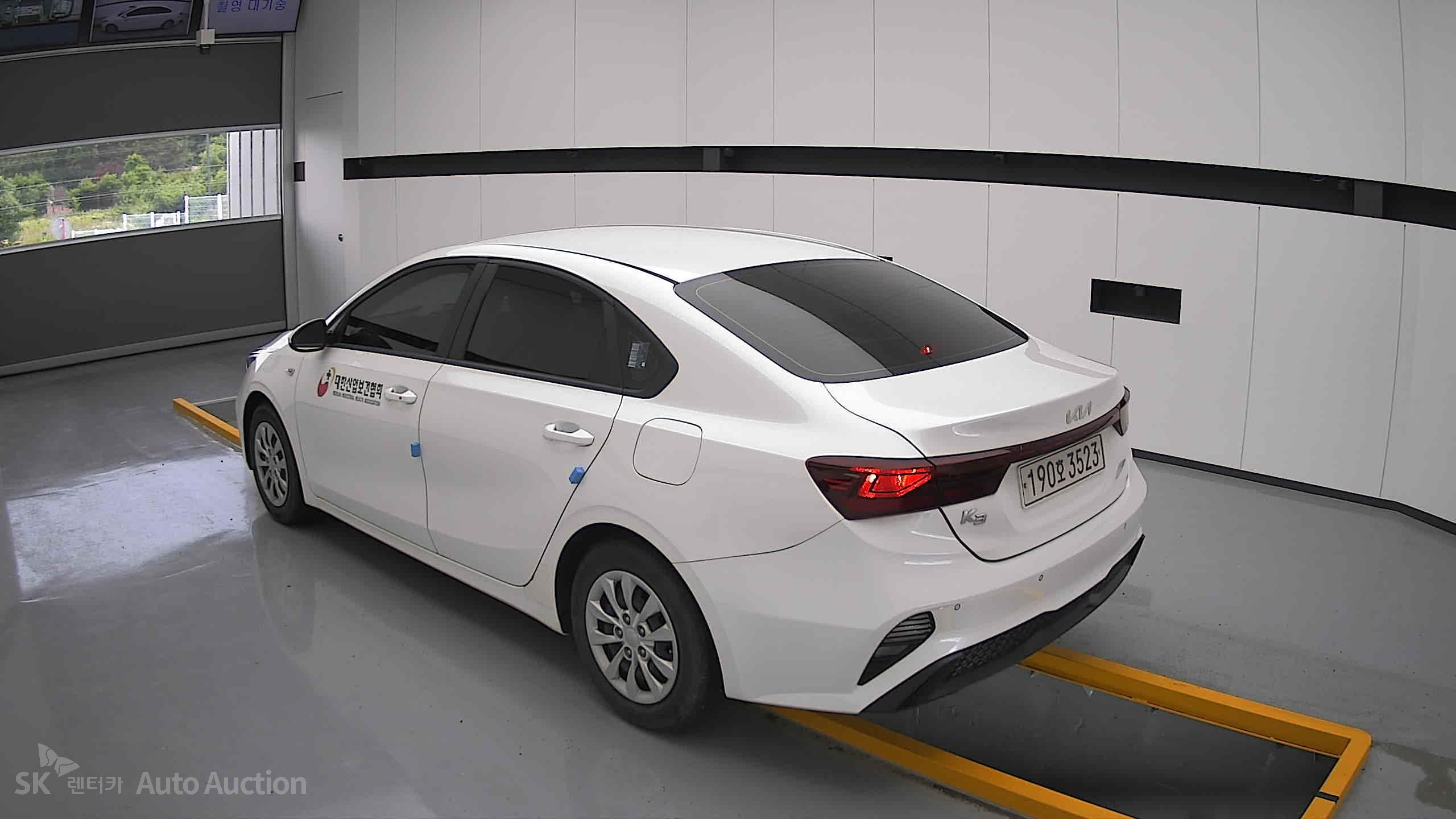 2022 - kia k3
