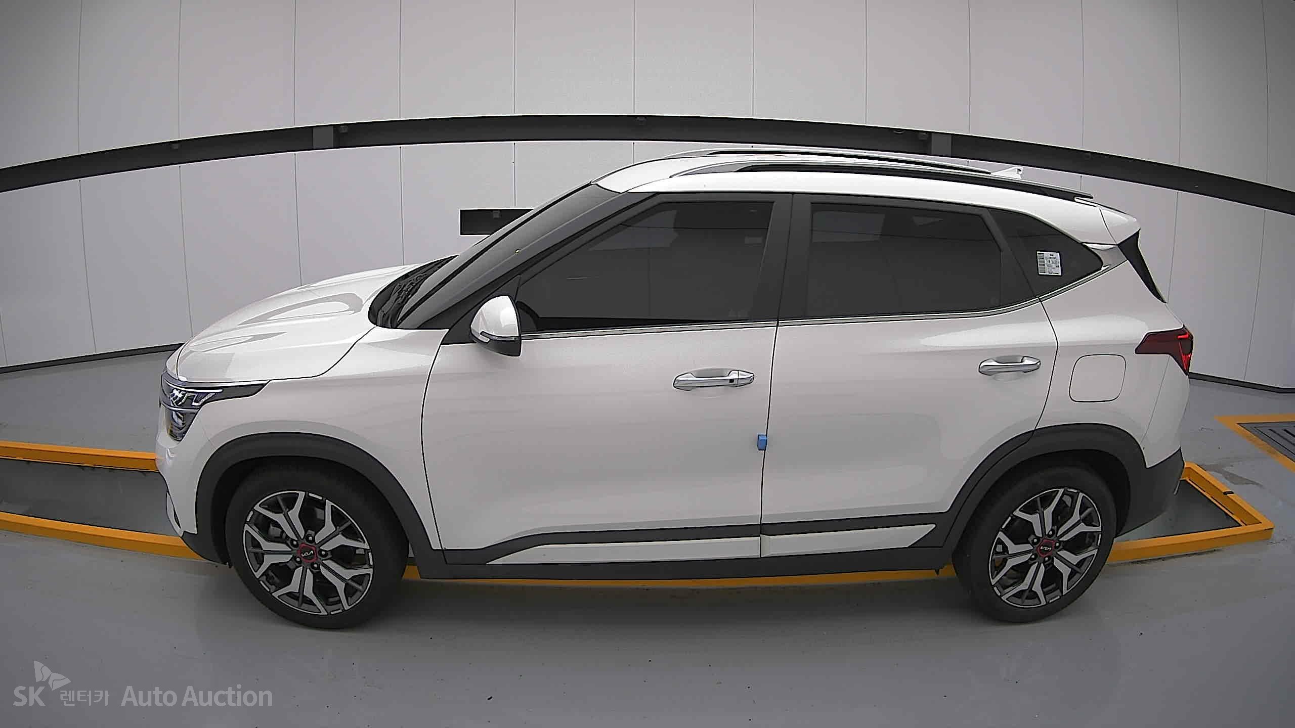 2023 - kia seltos