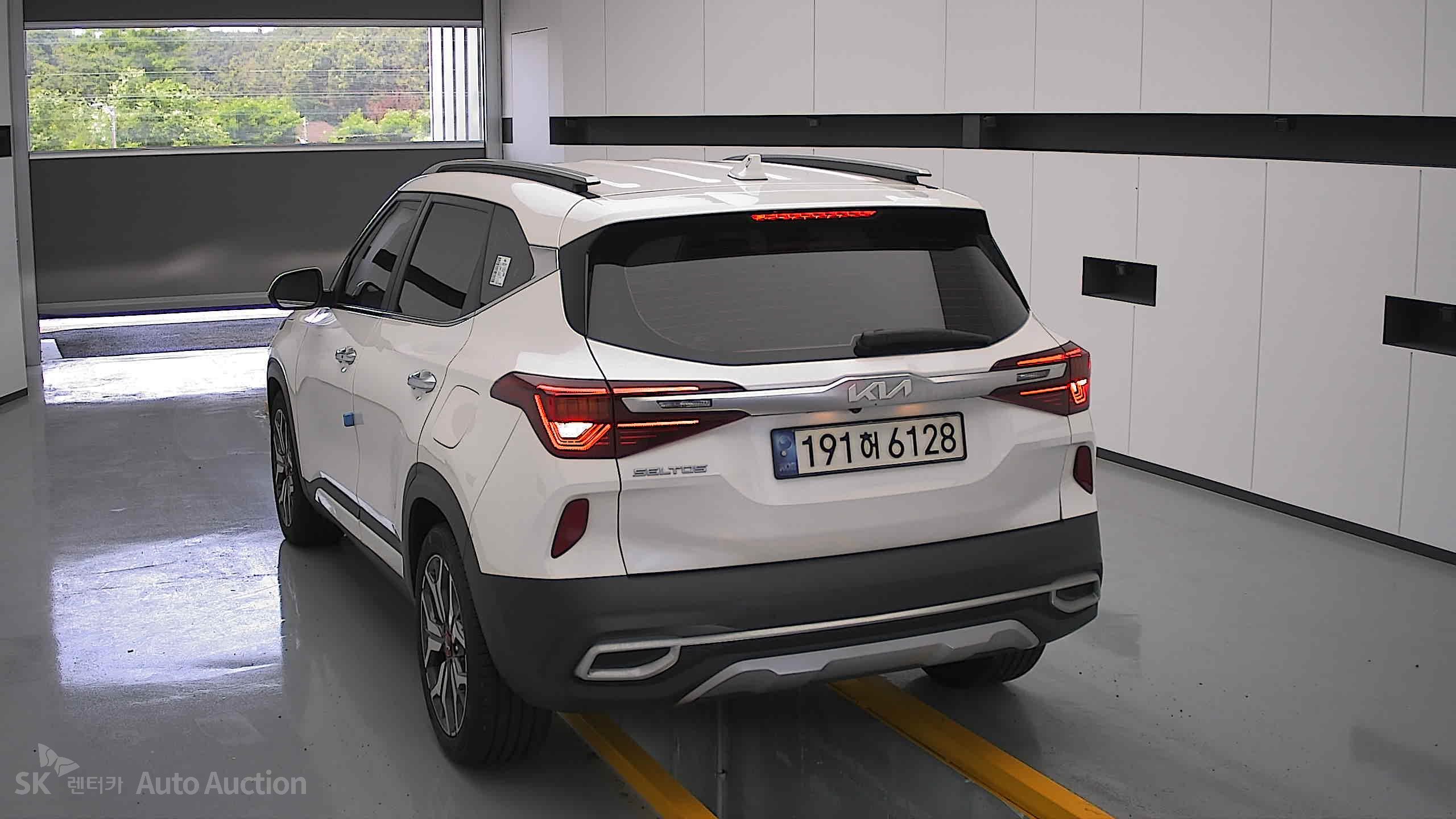 2023 - kia seltos