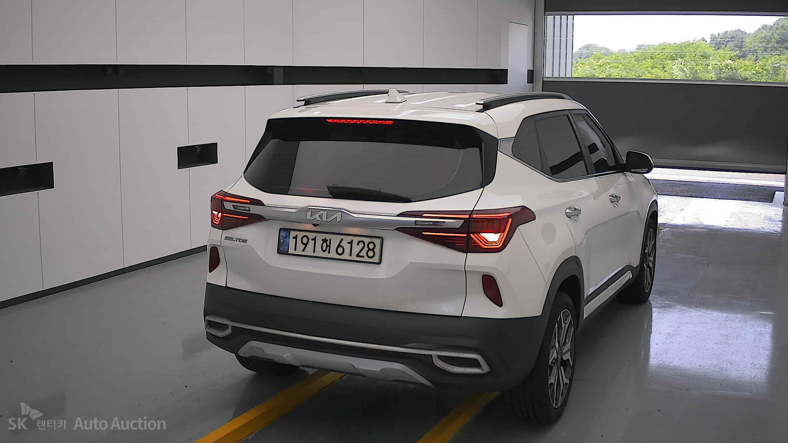 2023 - kia seltos