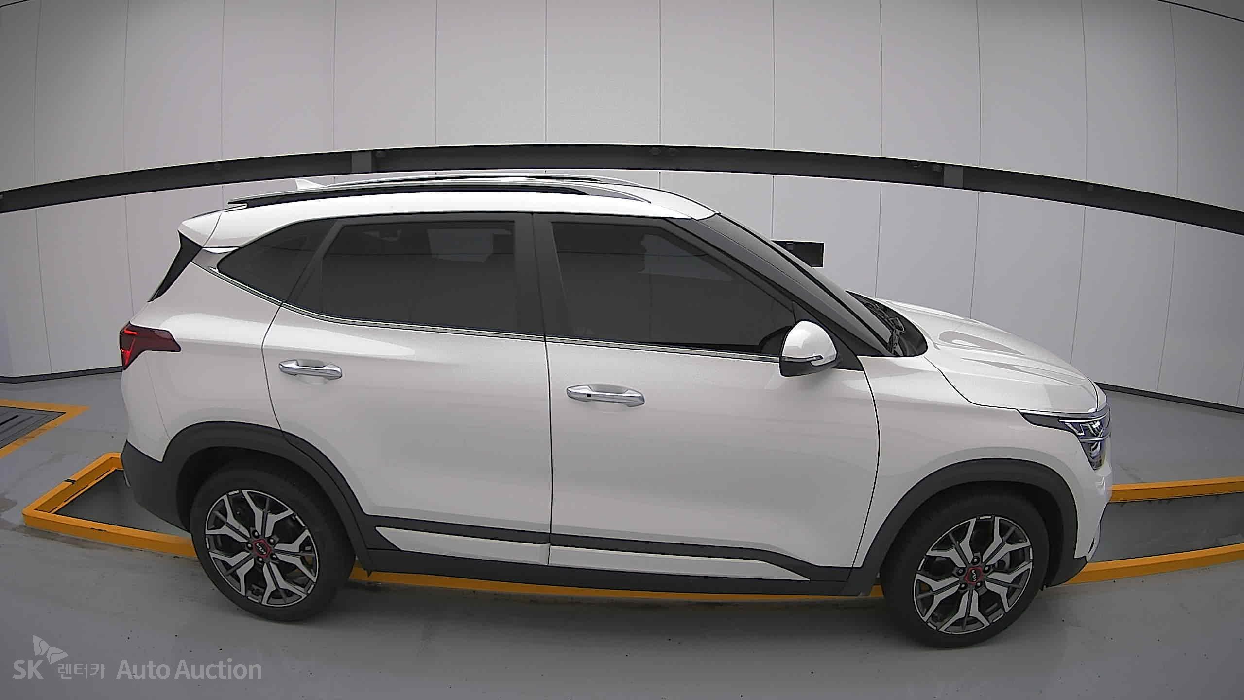 2023 - kia seltos