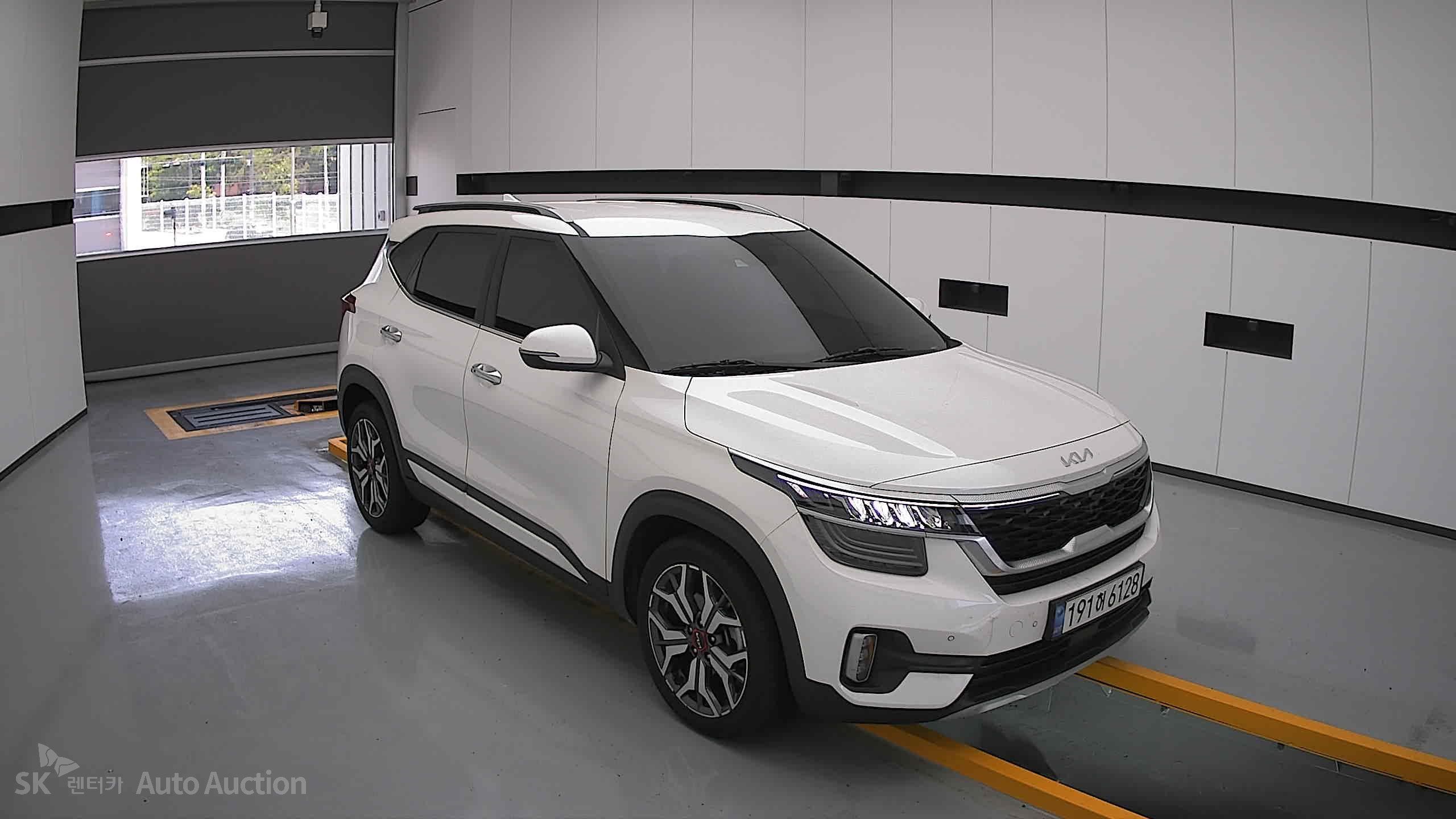 2023 - kia seltos