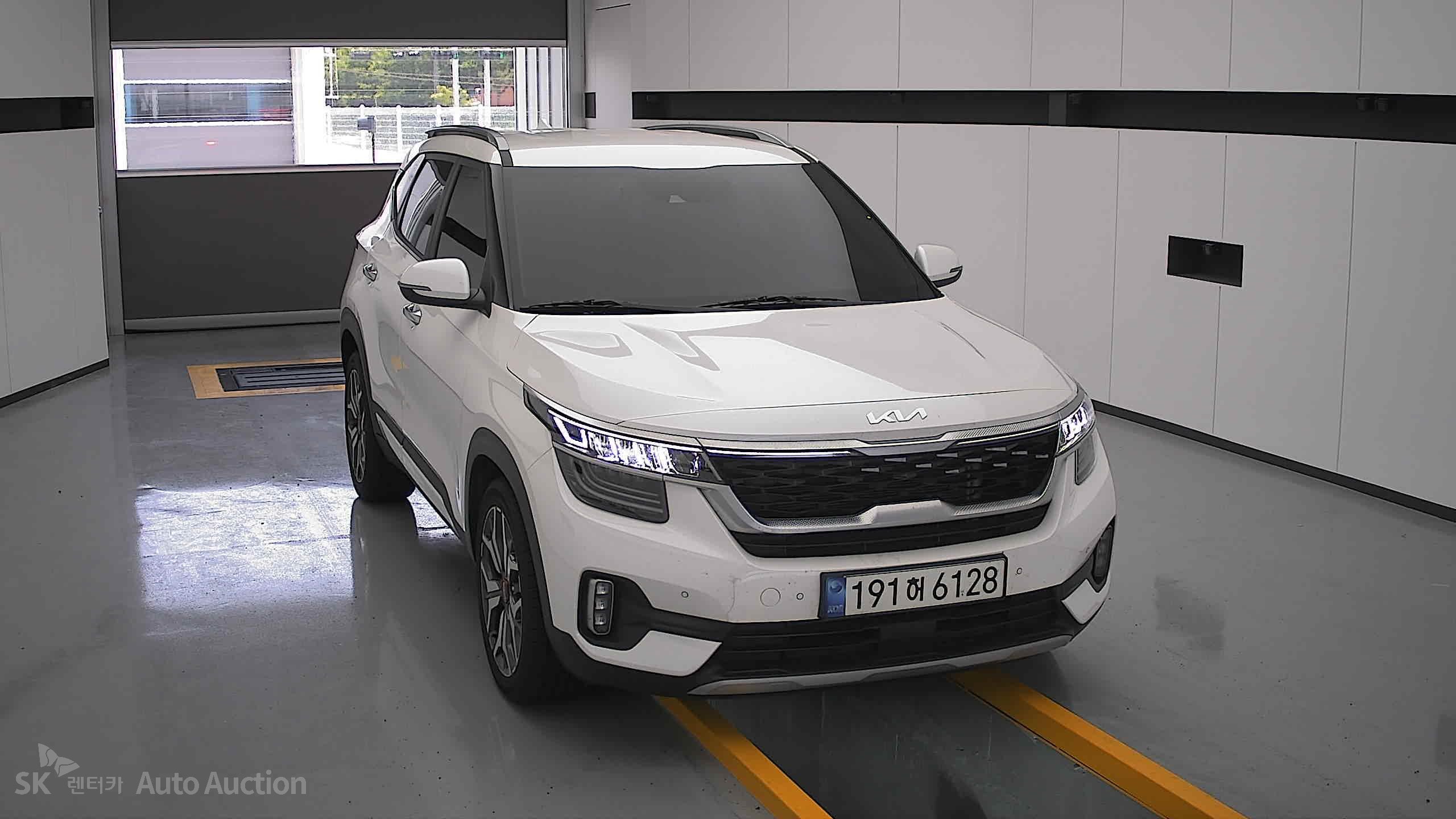 2023 - kia seltos