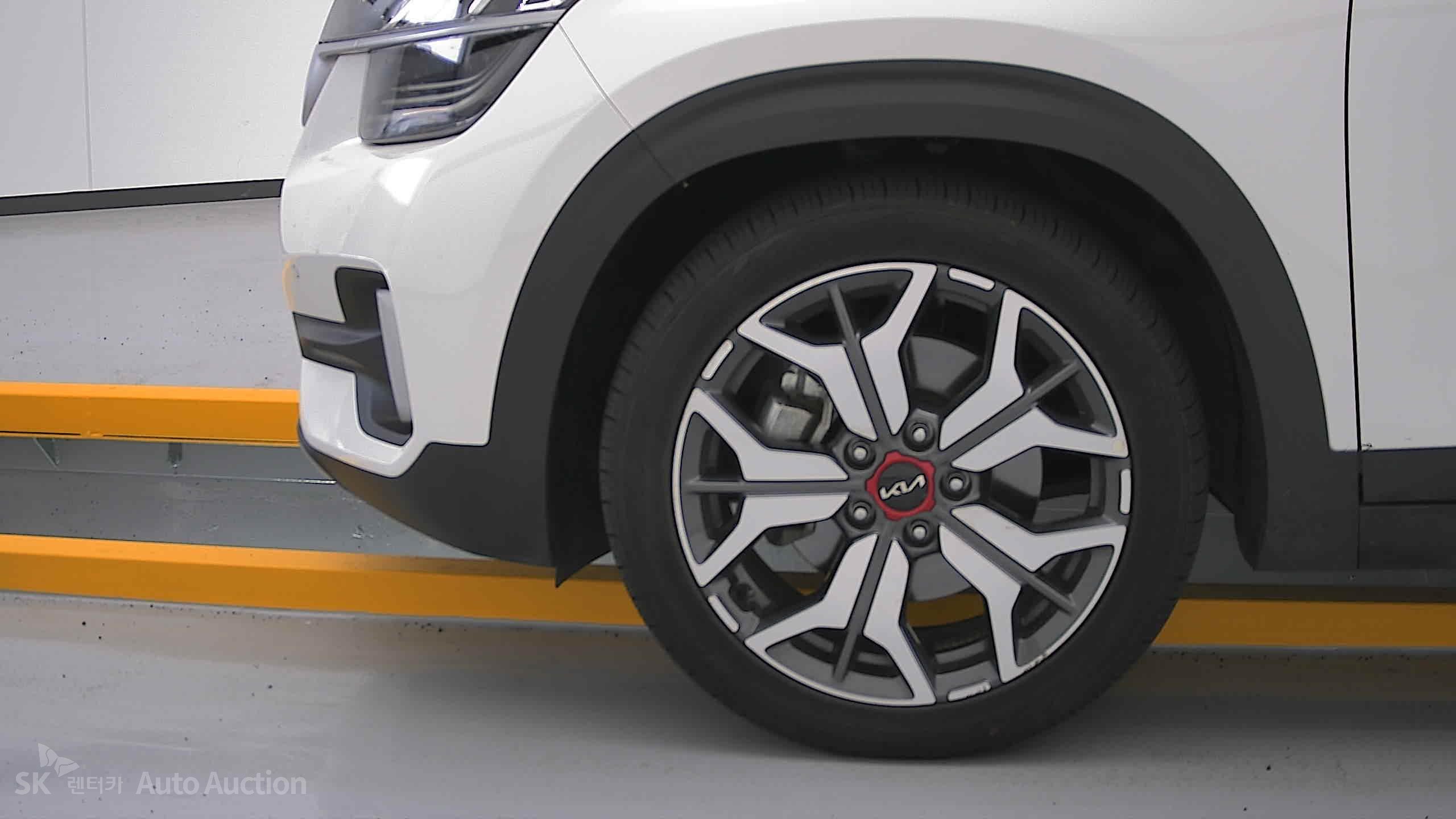 2023 - kia seltos