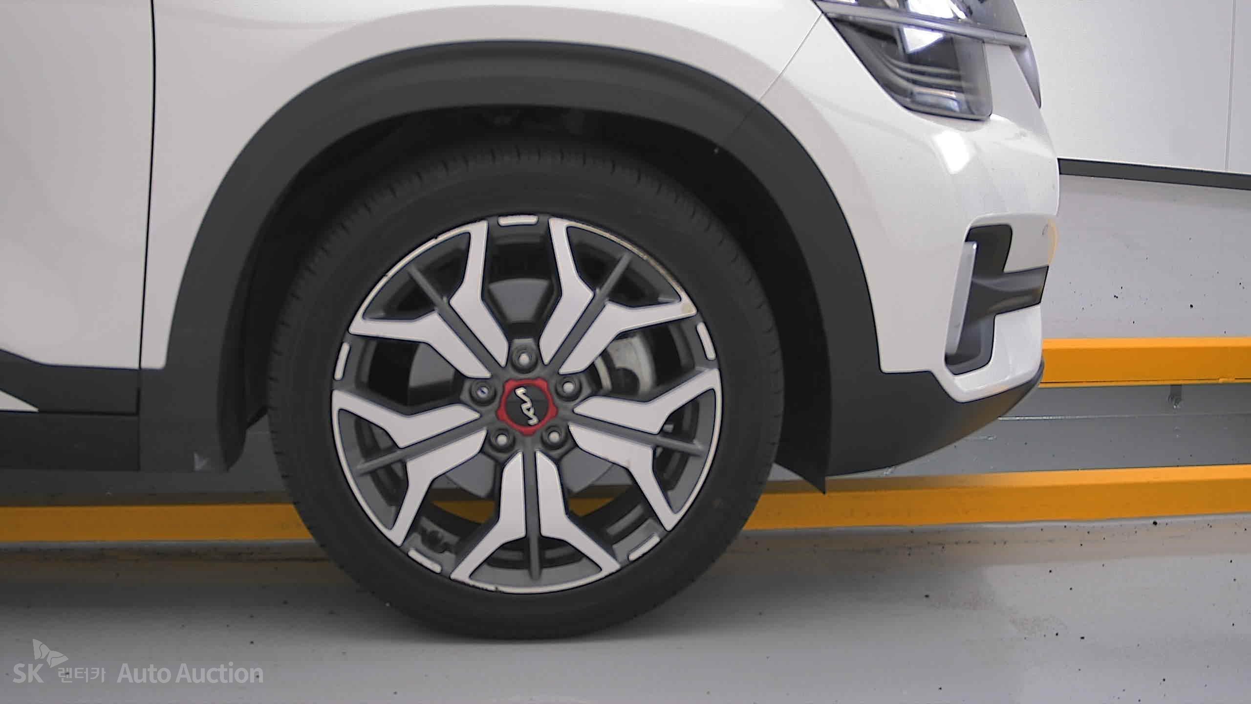 2023 - kia seltos