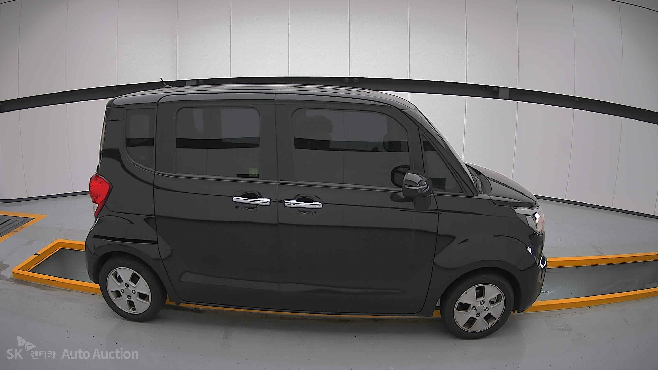 2021 - kia ray