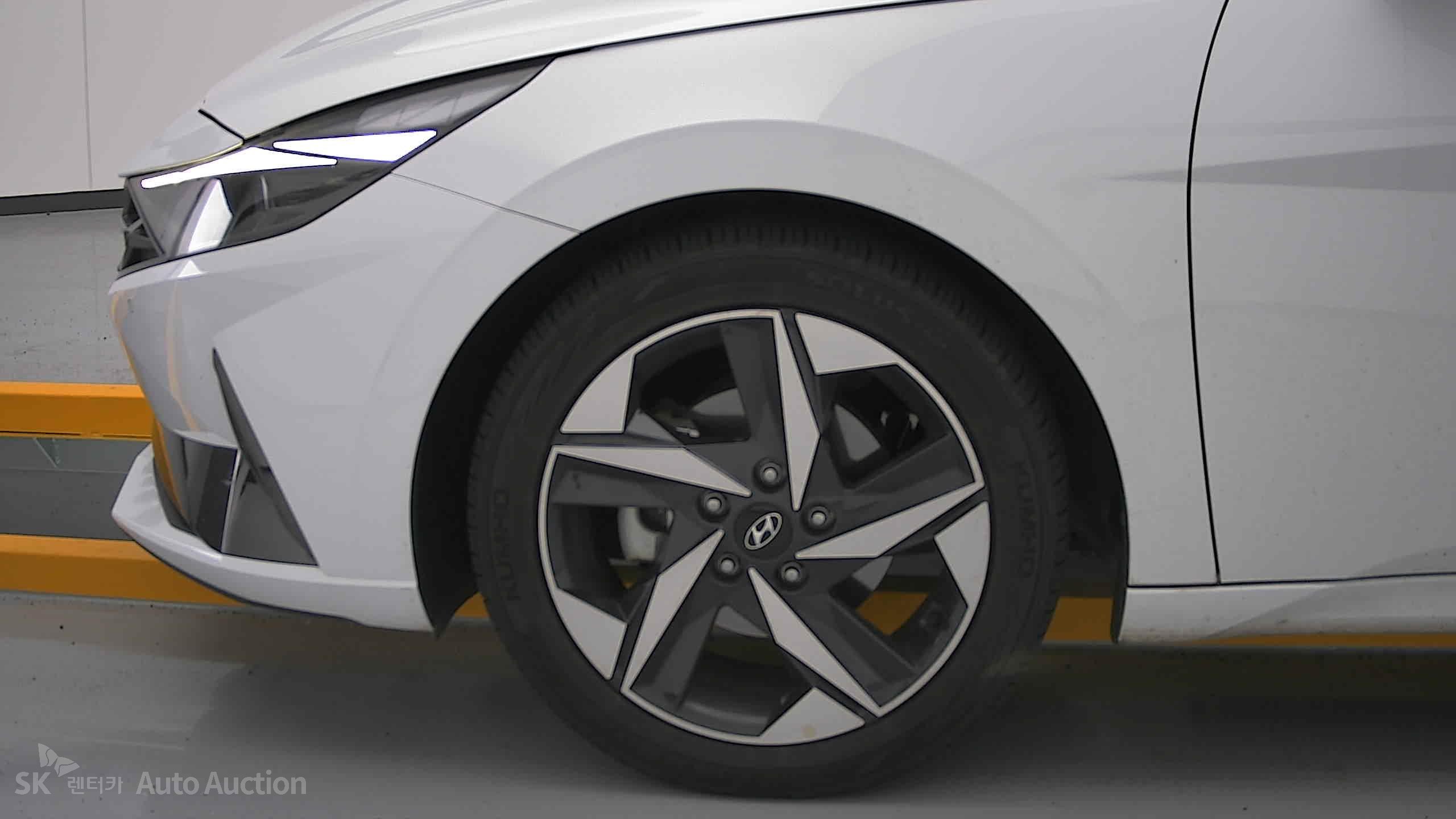 2023 - hyundai avante