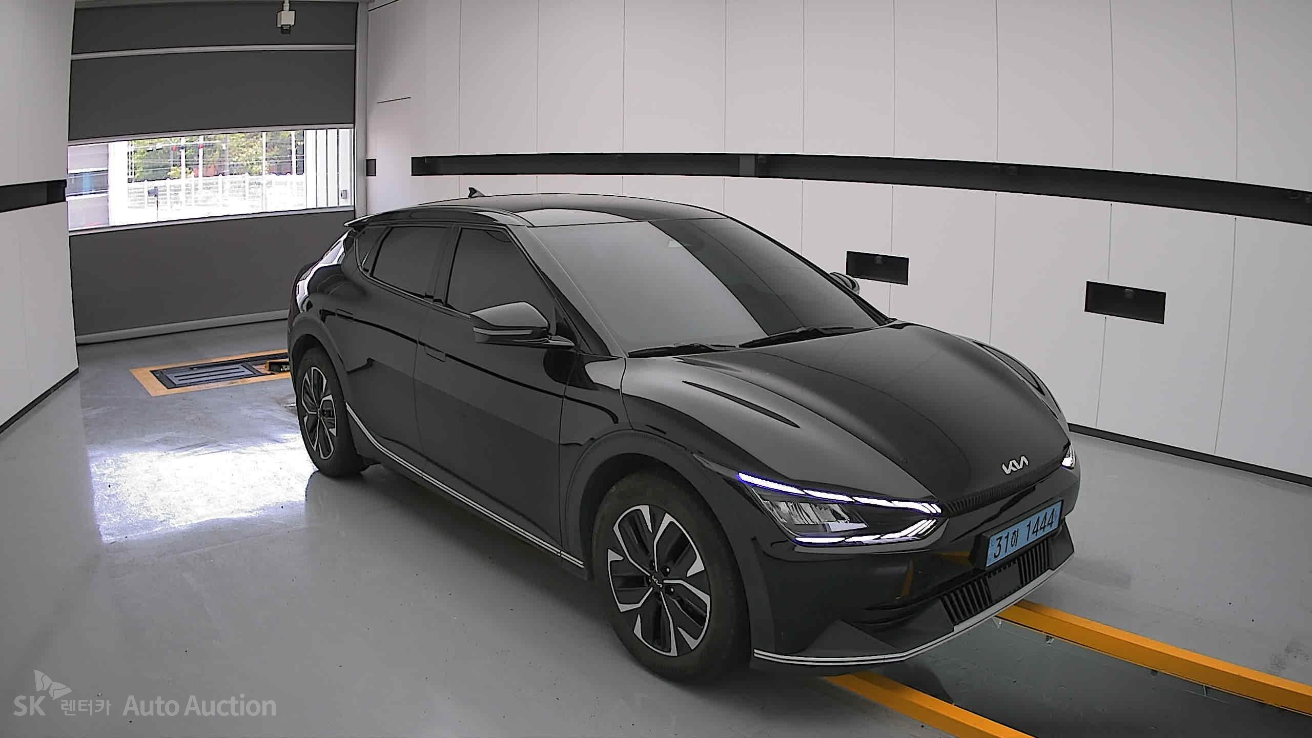 2022 - kia ev6