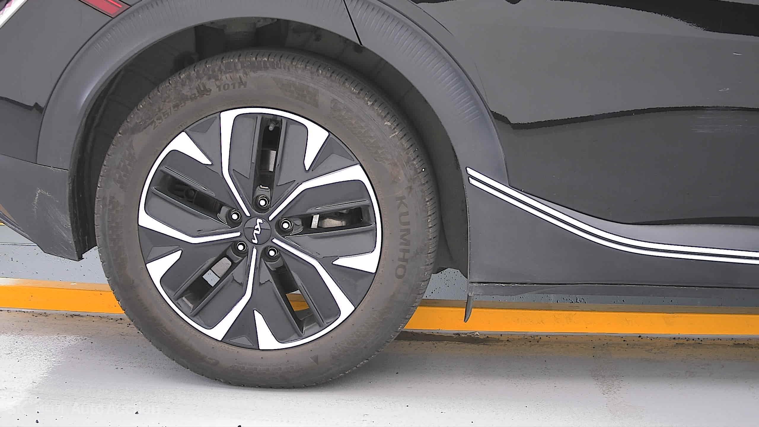 2022 - kia ev6