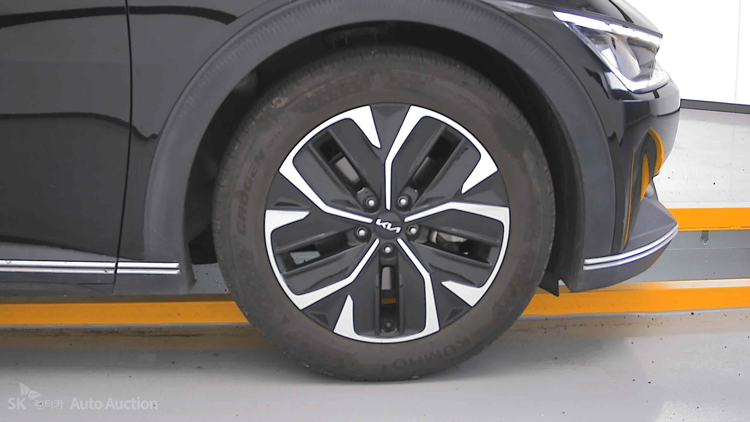 2022 - kia ev6