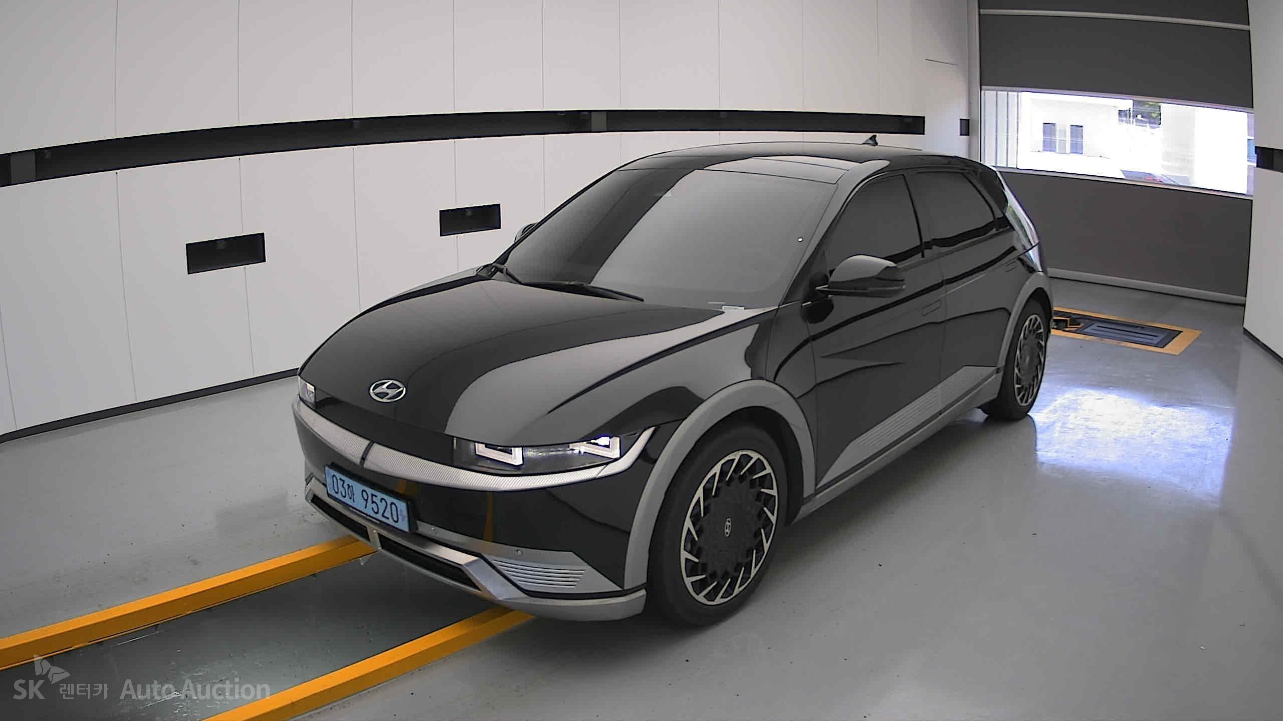 2023 - hyundai ioniq