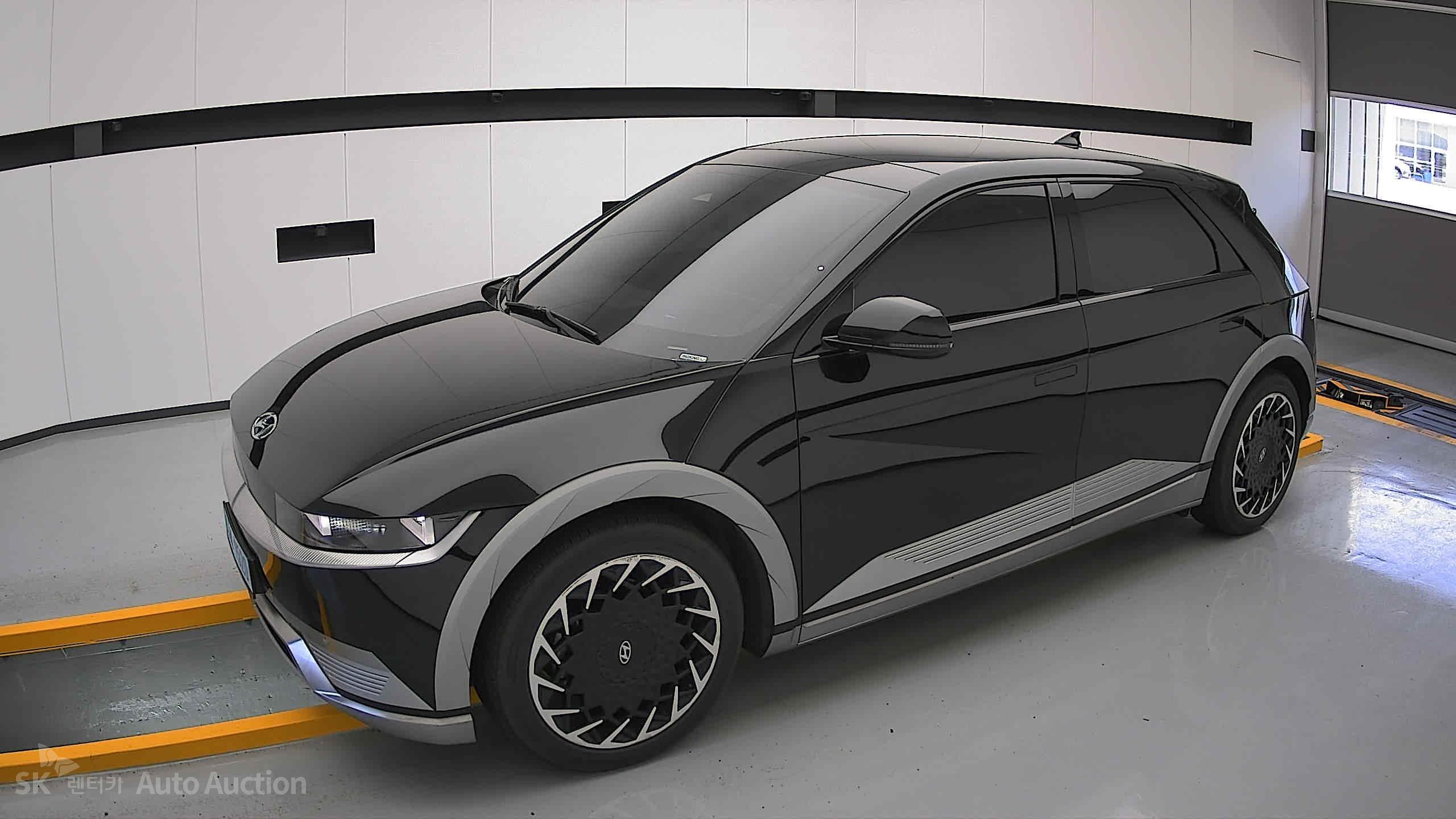 2023 - hyundai ioniq
