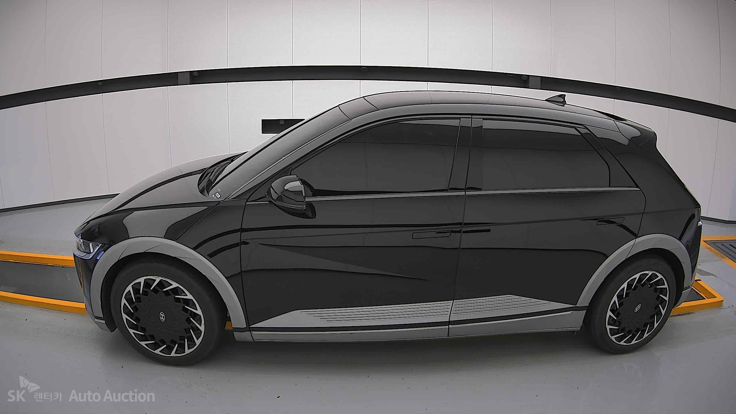 2023 - hyundai ioniq