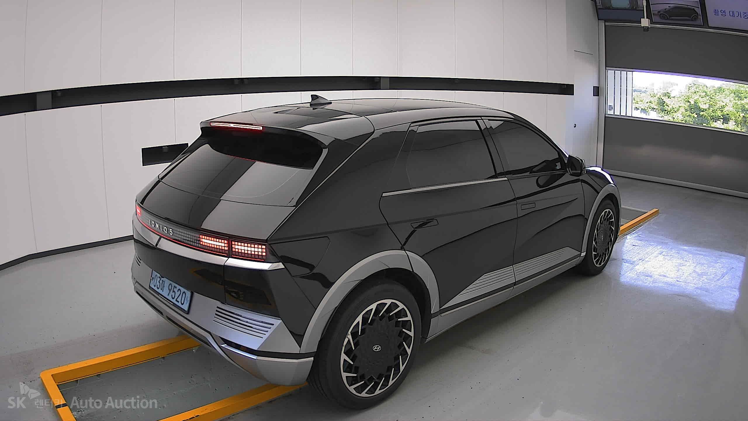 2023 - hyundai ioniq