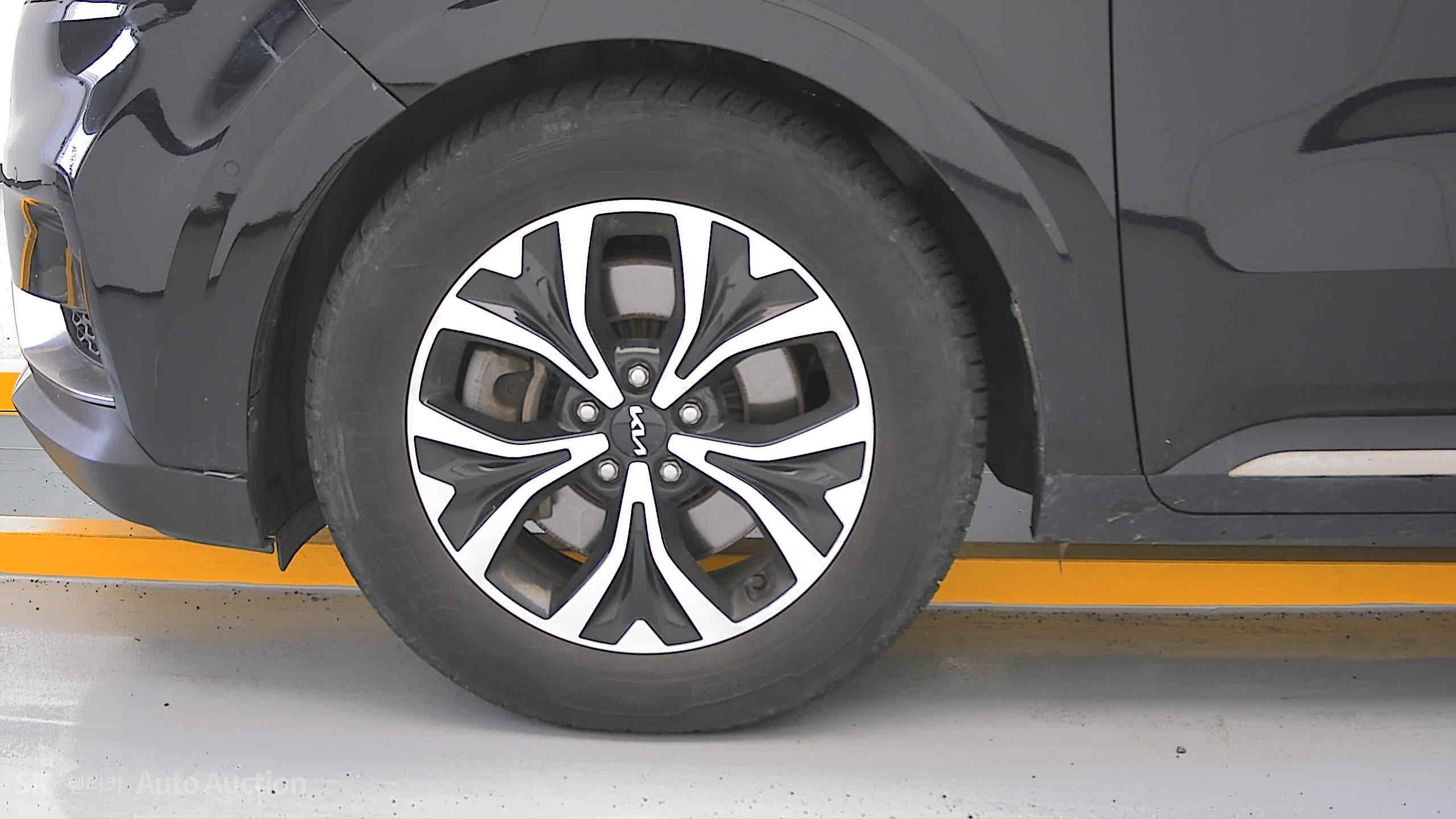 2022 - kia carnival
