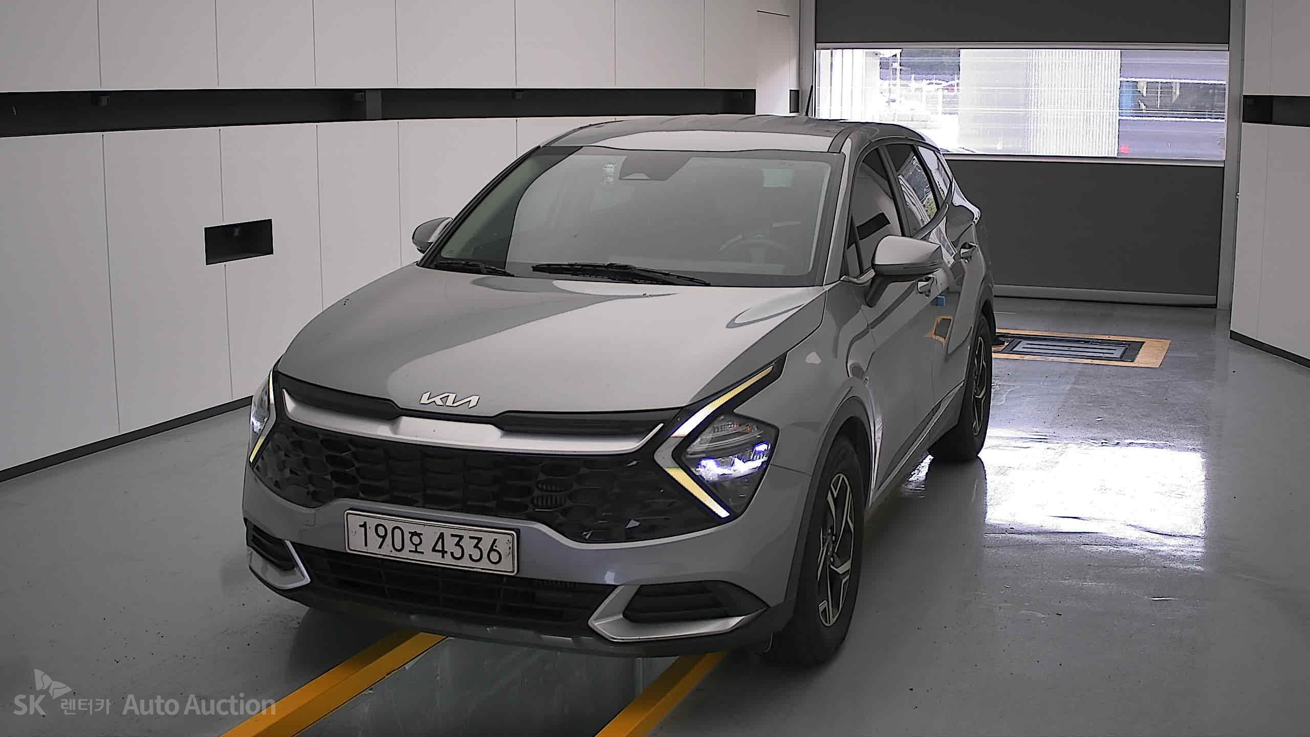 2022 - kia sportage