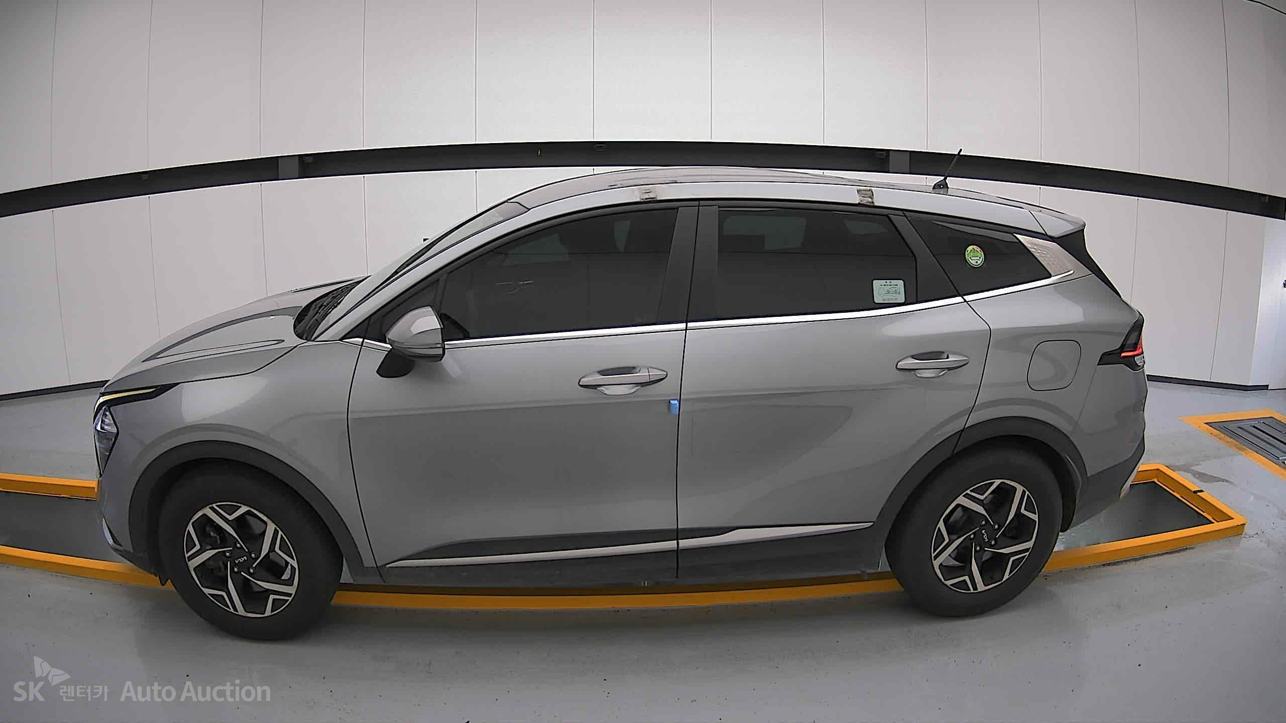 2022 - kia sportage