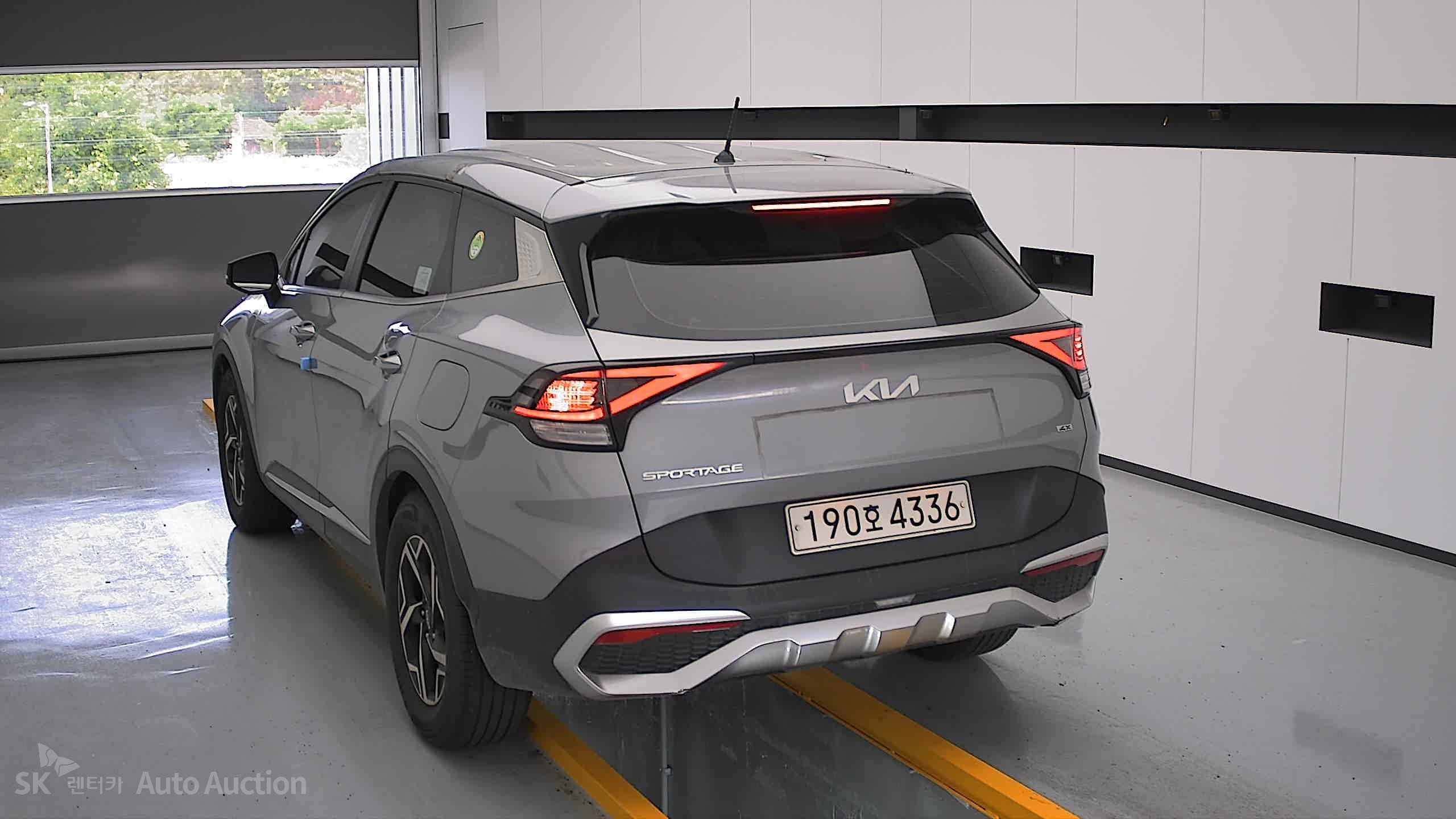 2022 - kia sportage