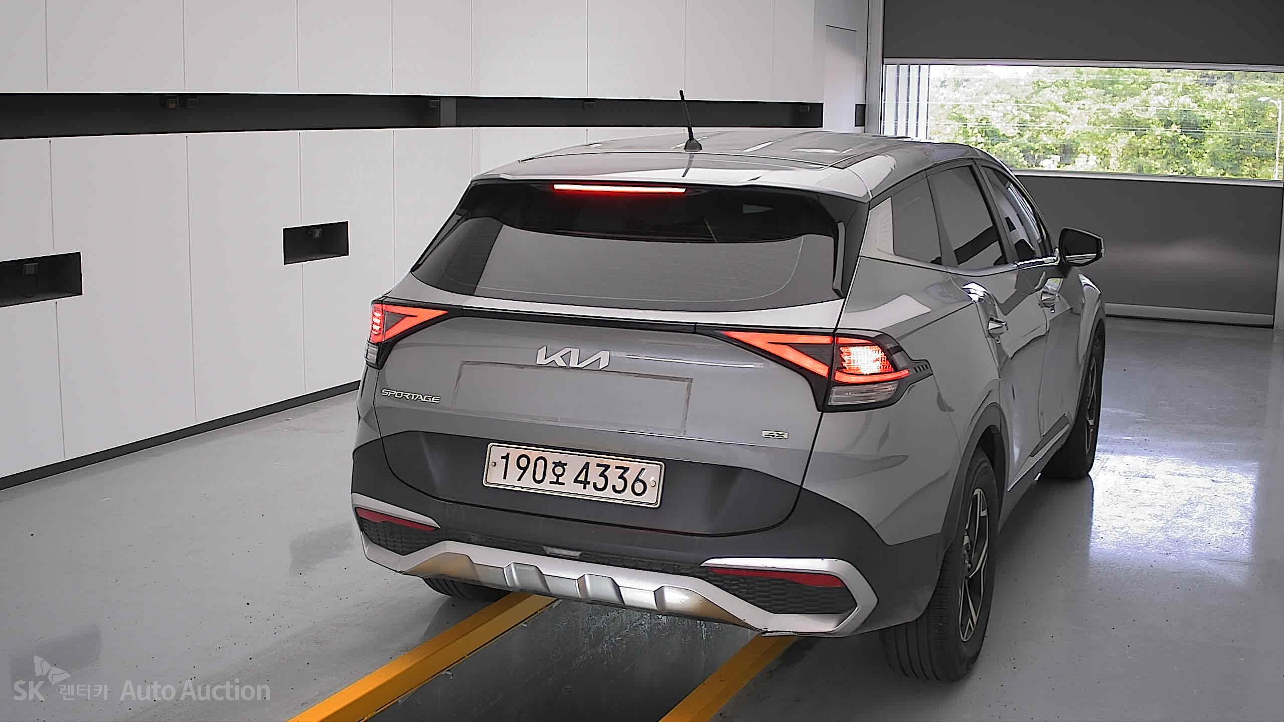 2022 - kia sportage