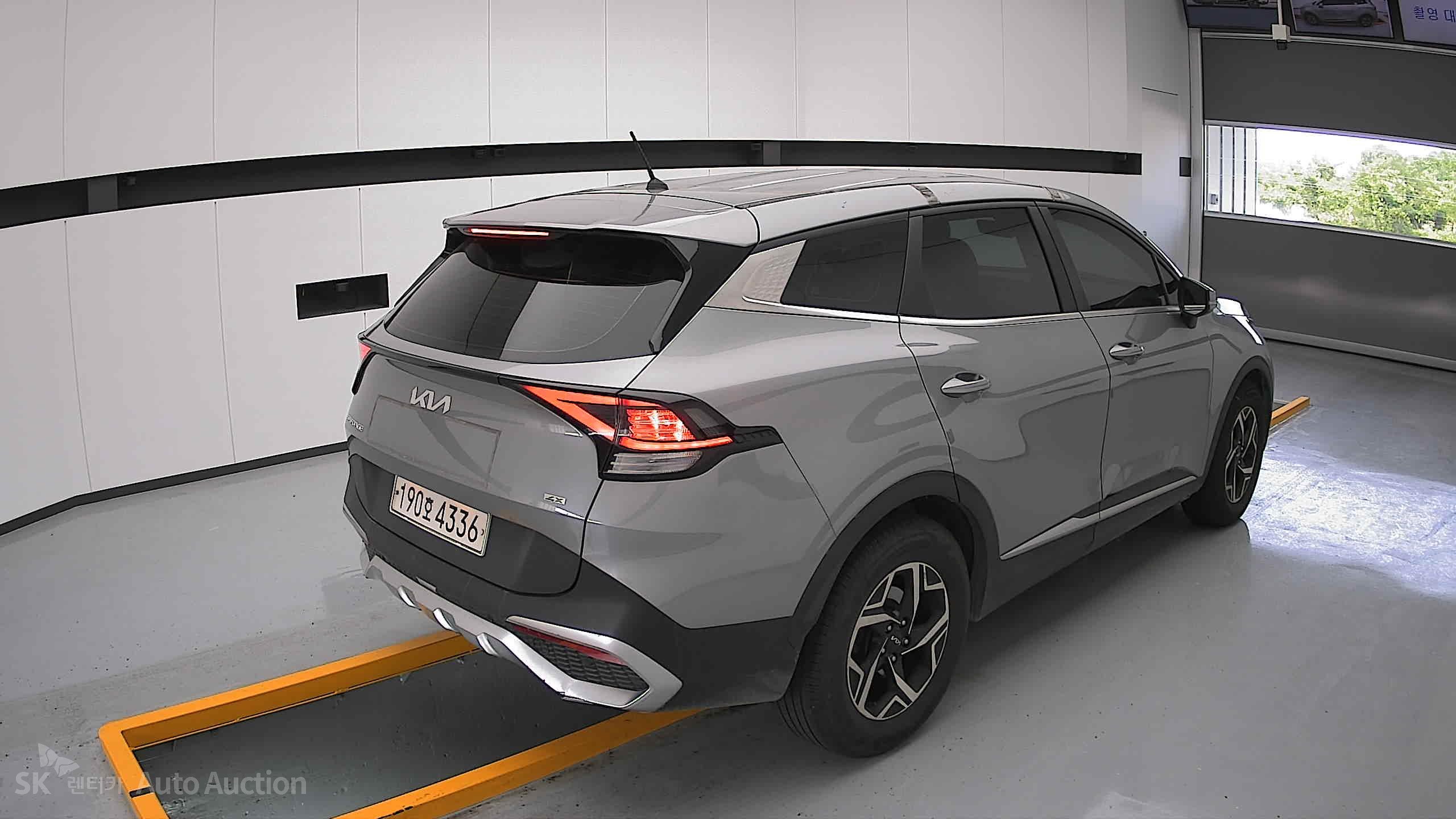 2022 - kia sportage