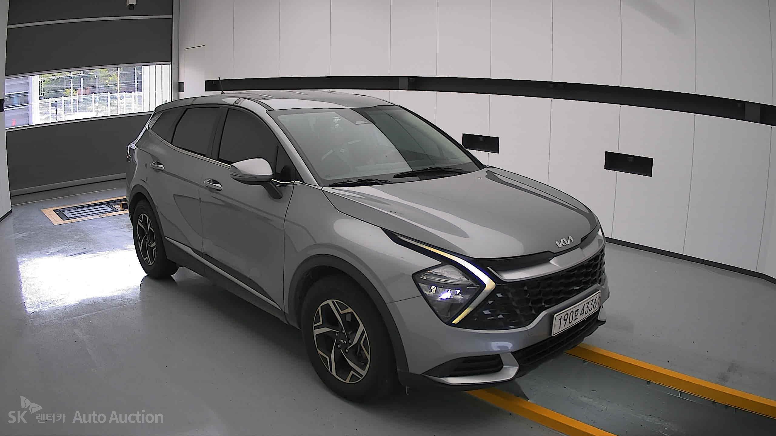 2022 - kia sportage