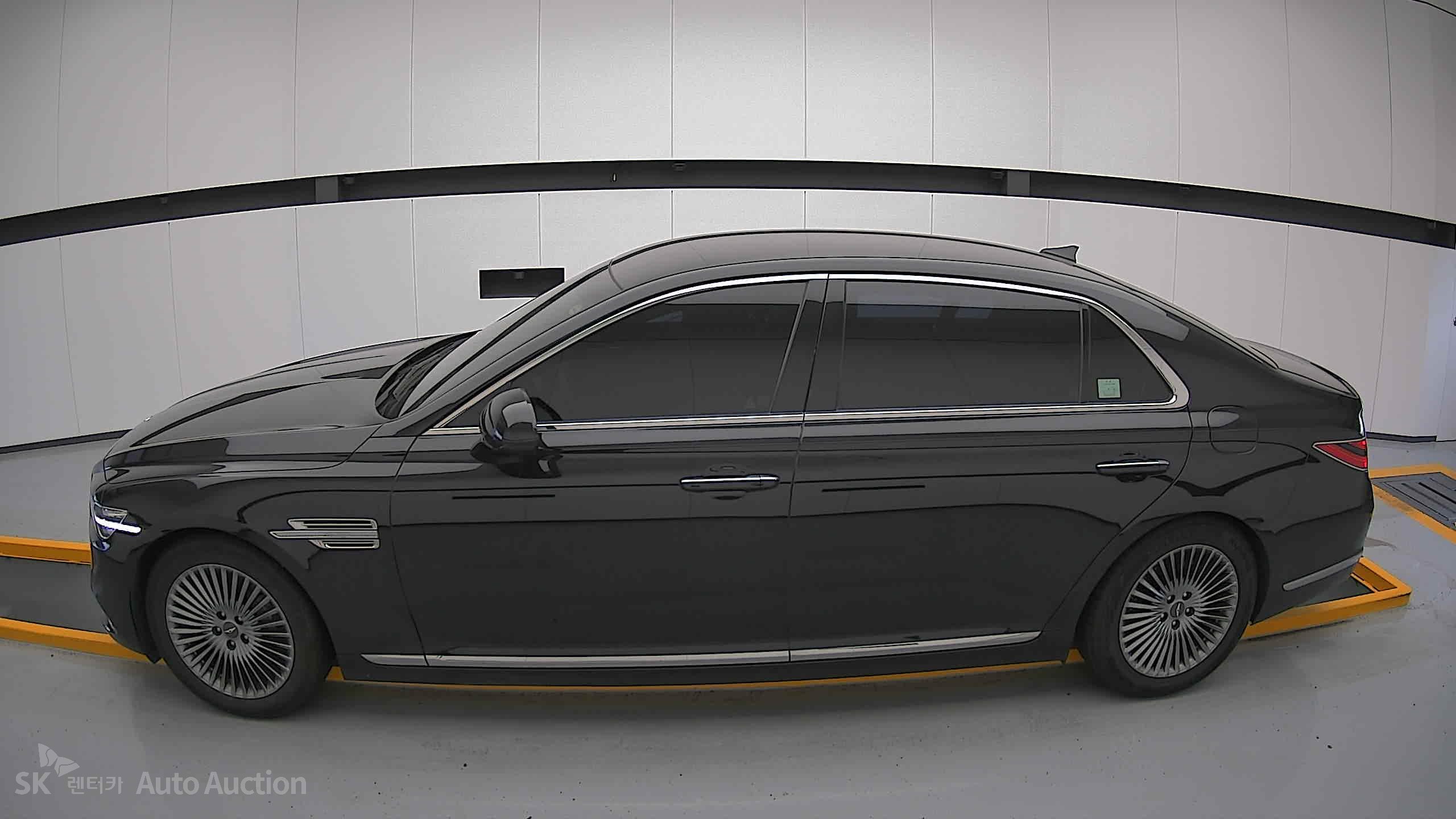 2019 - genesis g90