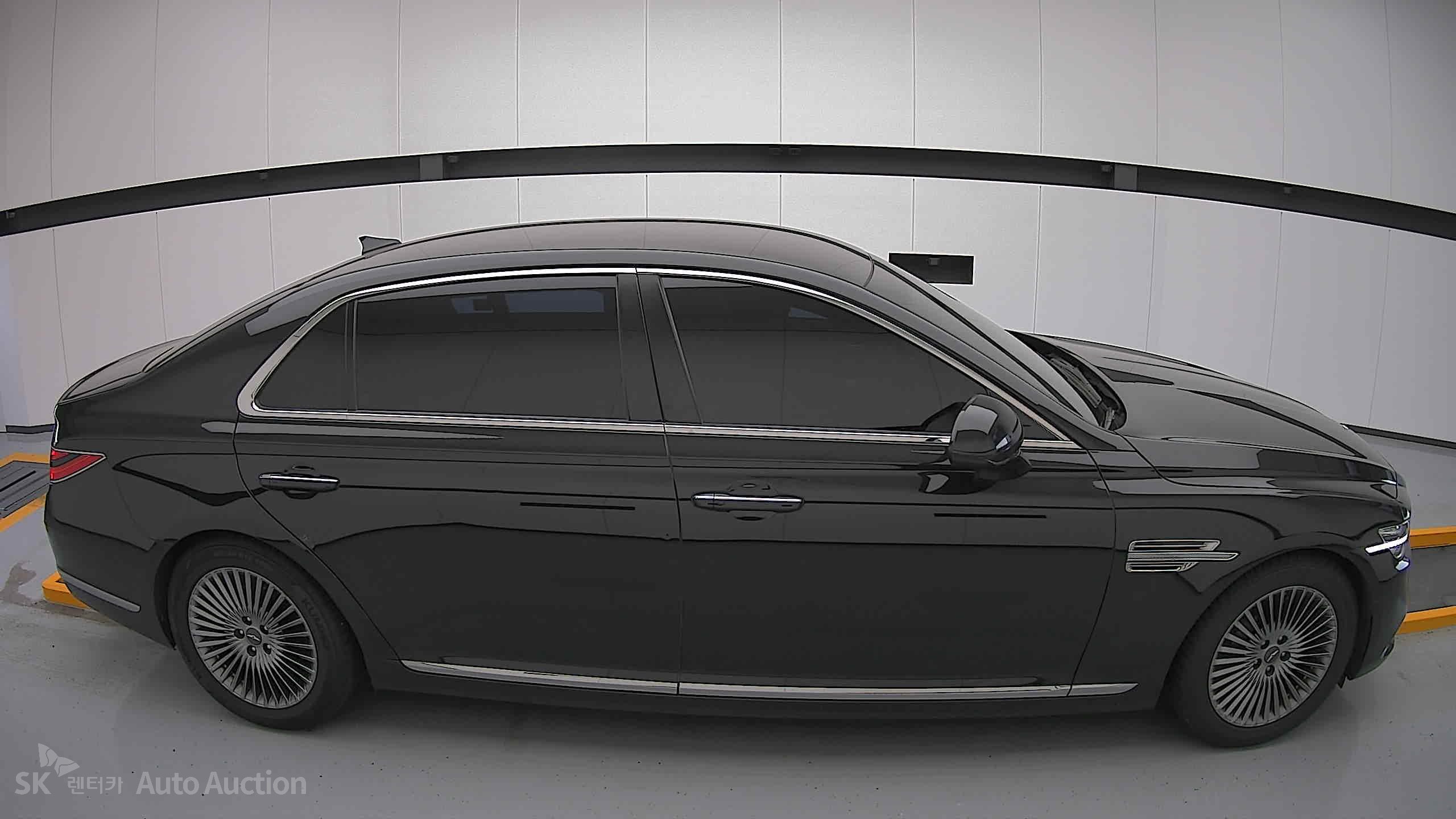 2019 - genesis g90