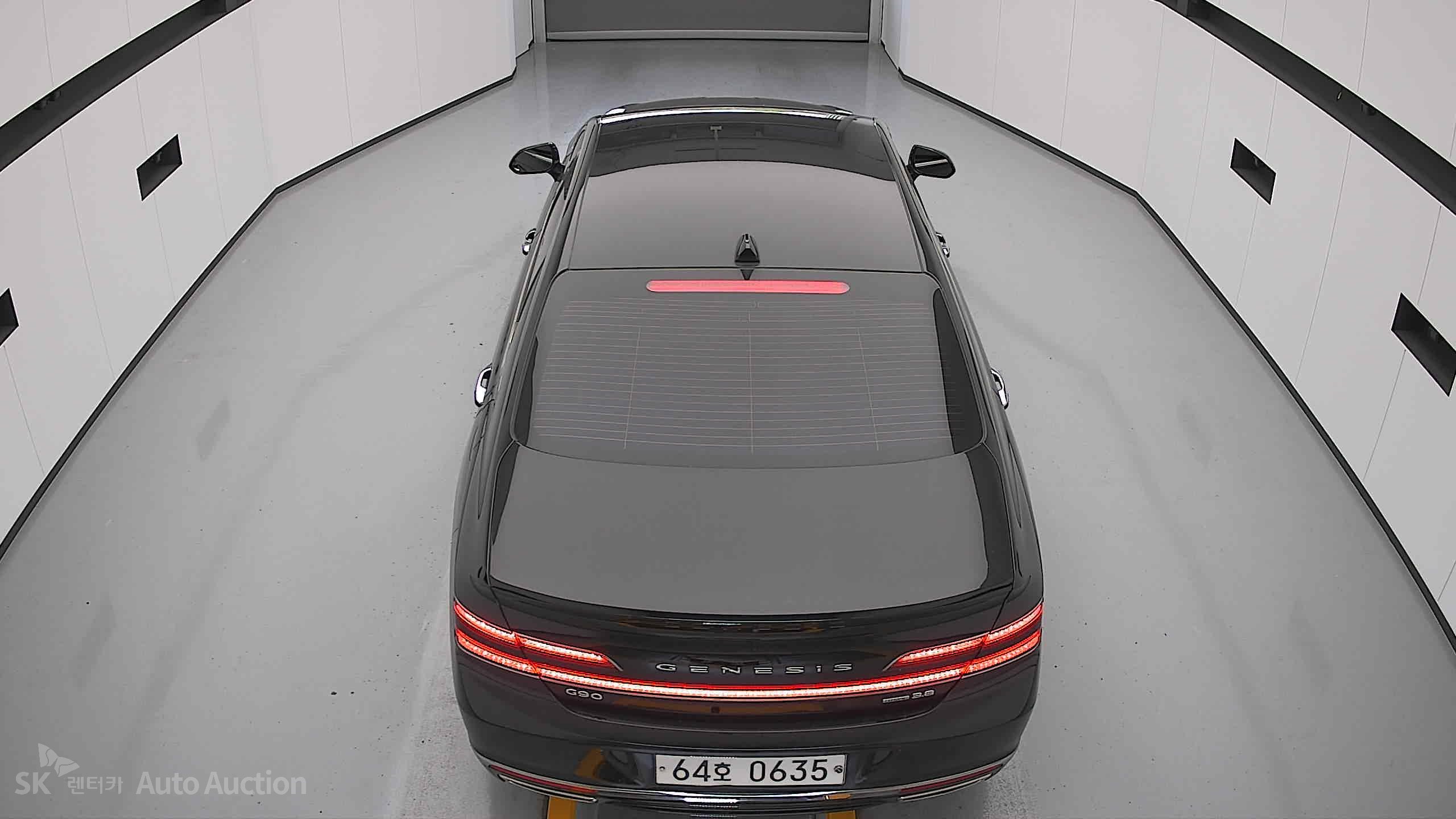 2019 - genesis g90