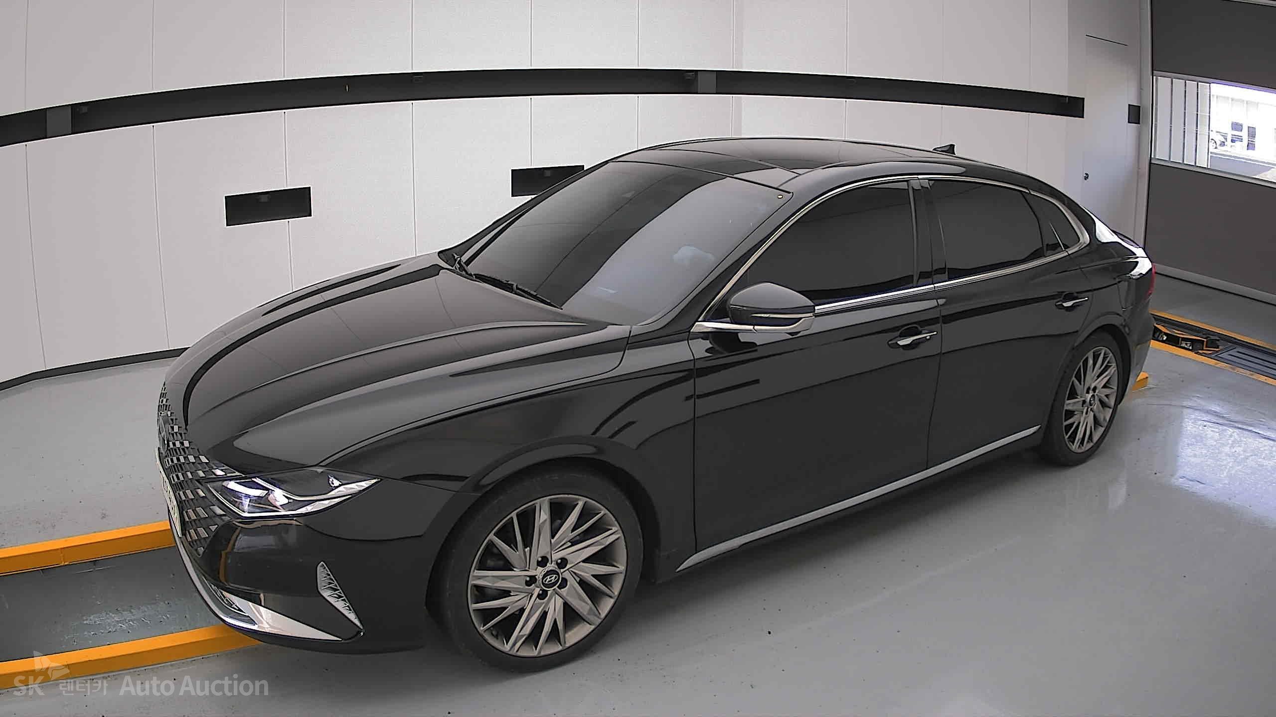 2021 - hyundai grandeur