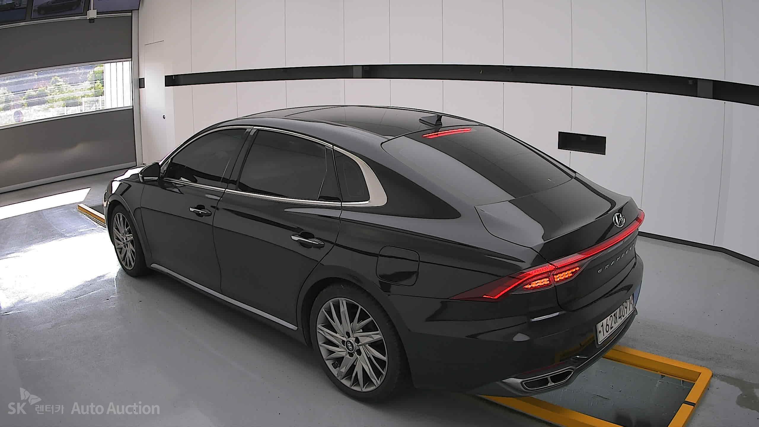 2021 - hyundai grandeur