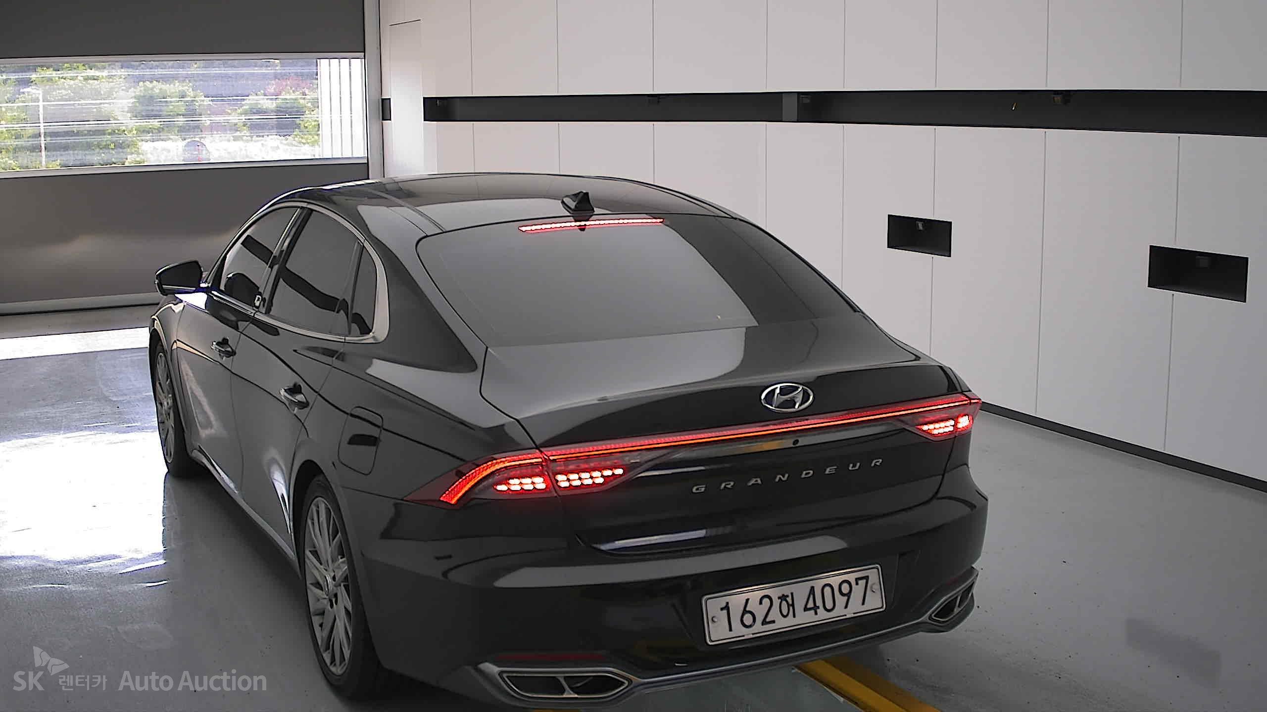 2021 - hyundai grandeur
