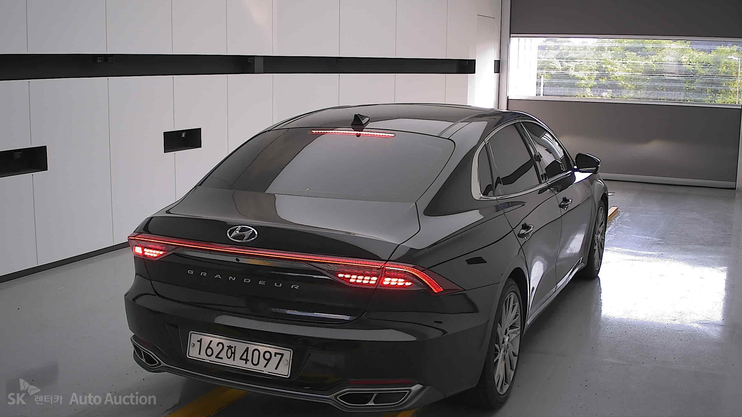 2021 - hyundai grandeur