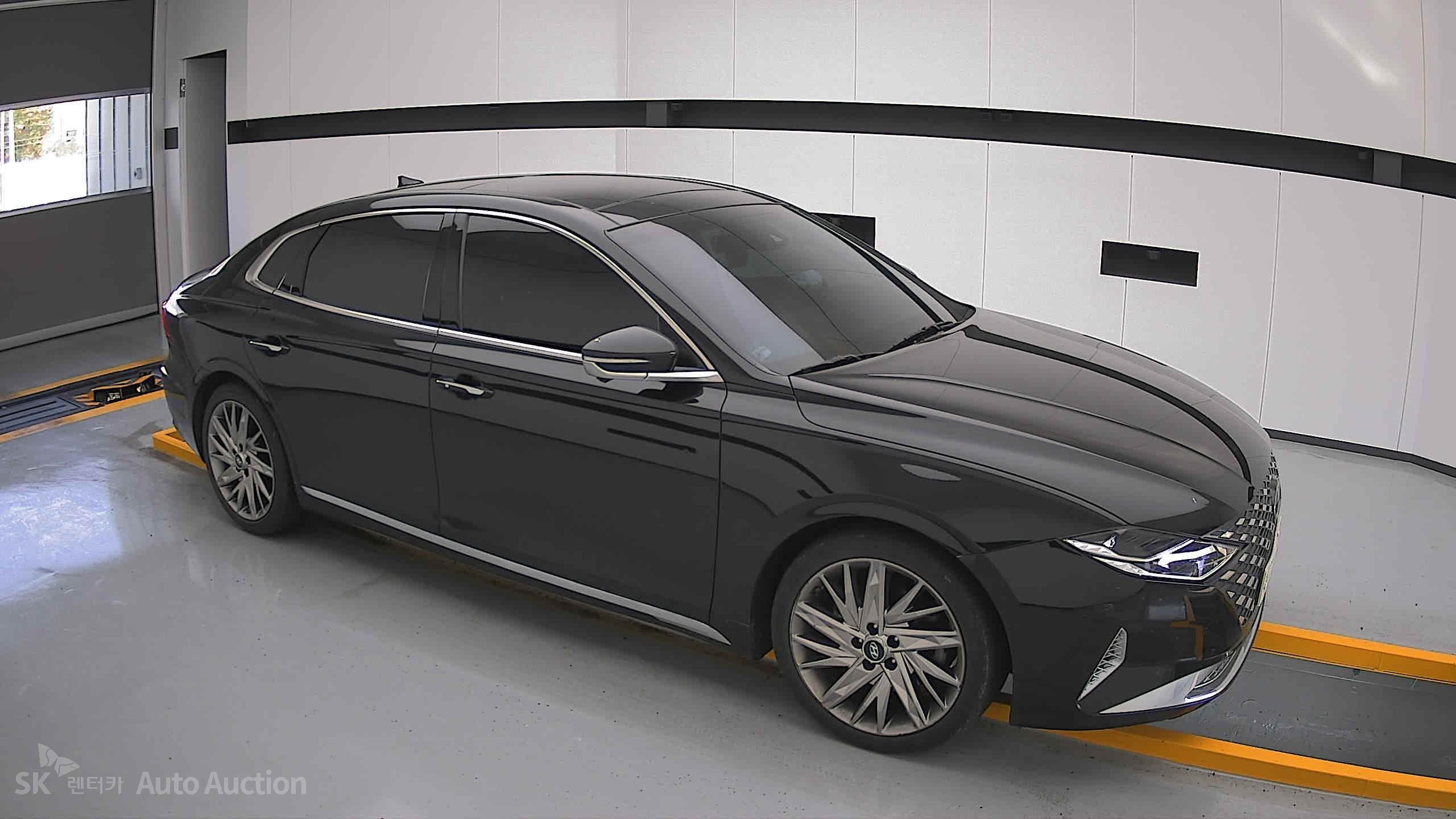 2021 - hyundai grandeur