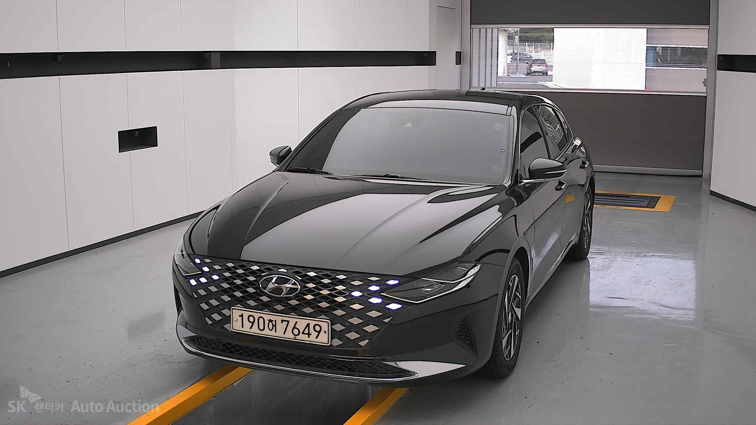 2022 - hyundai grandeur