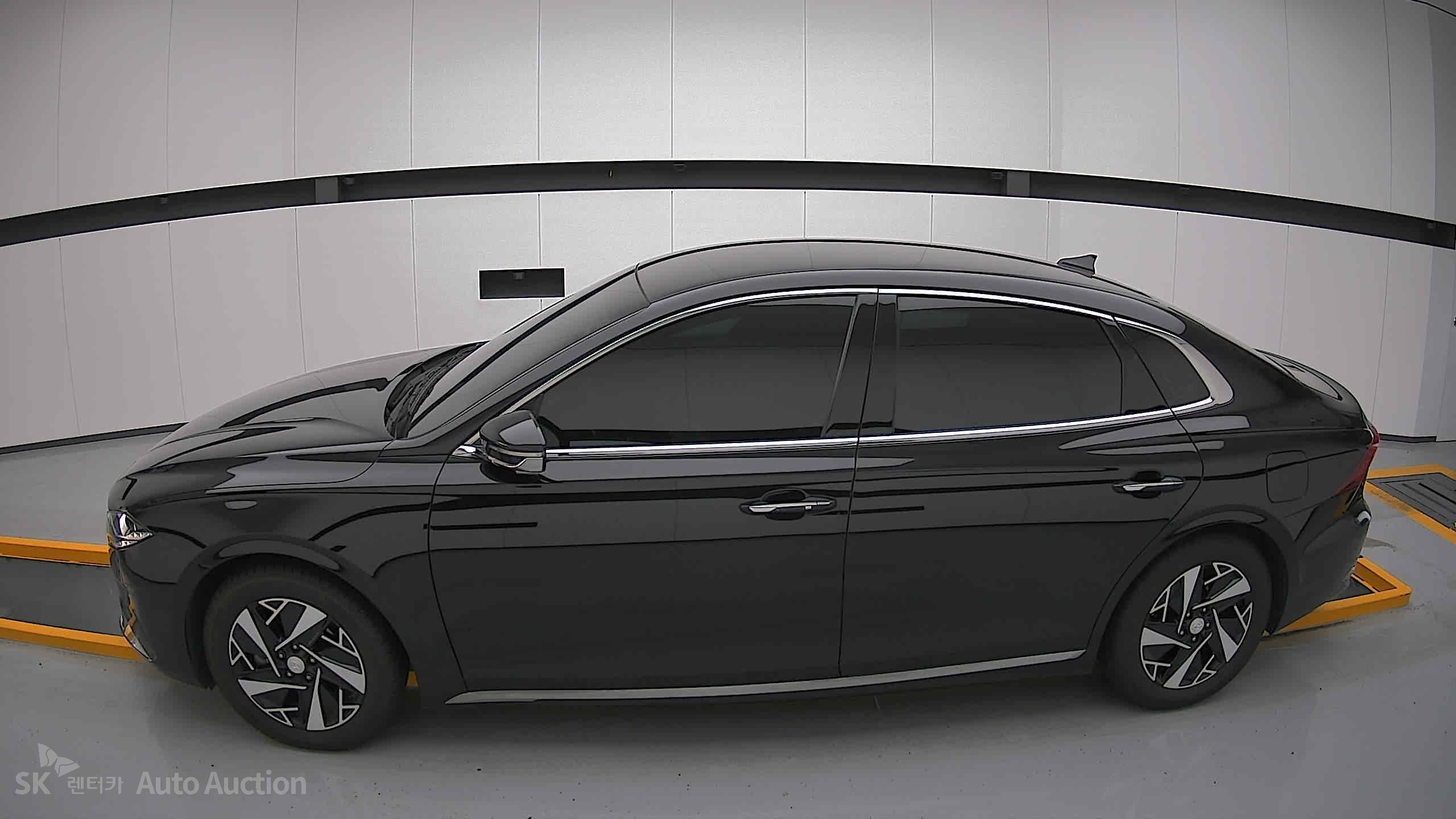 2022 - hyundai grandeur