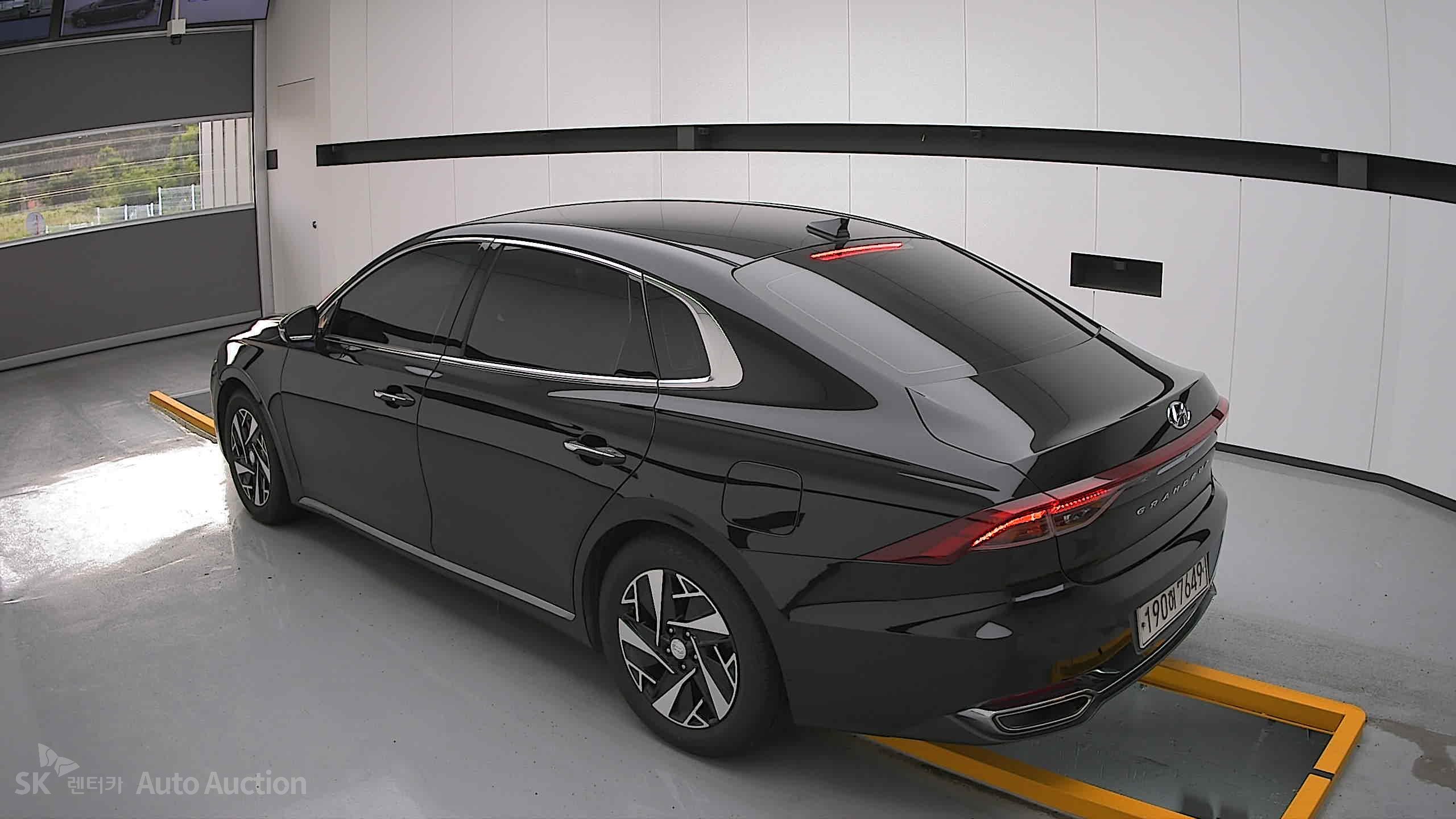 2022 - hyundai grandeur