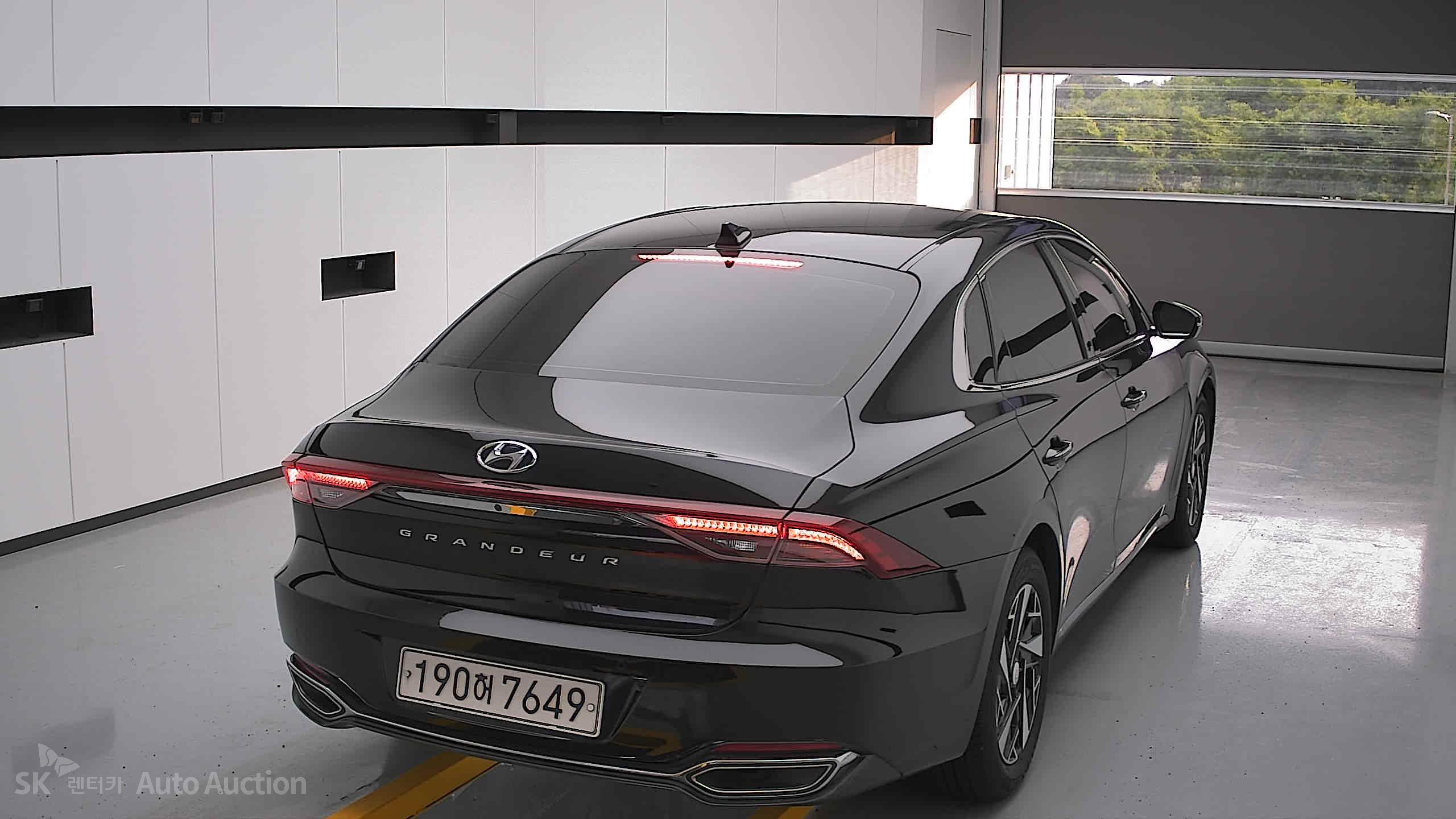 2022 - hyundai grandeur