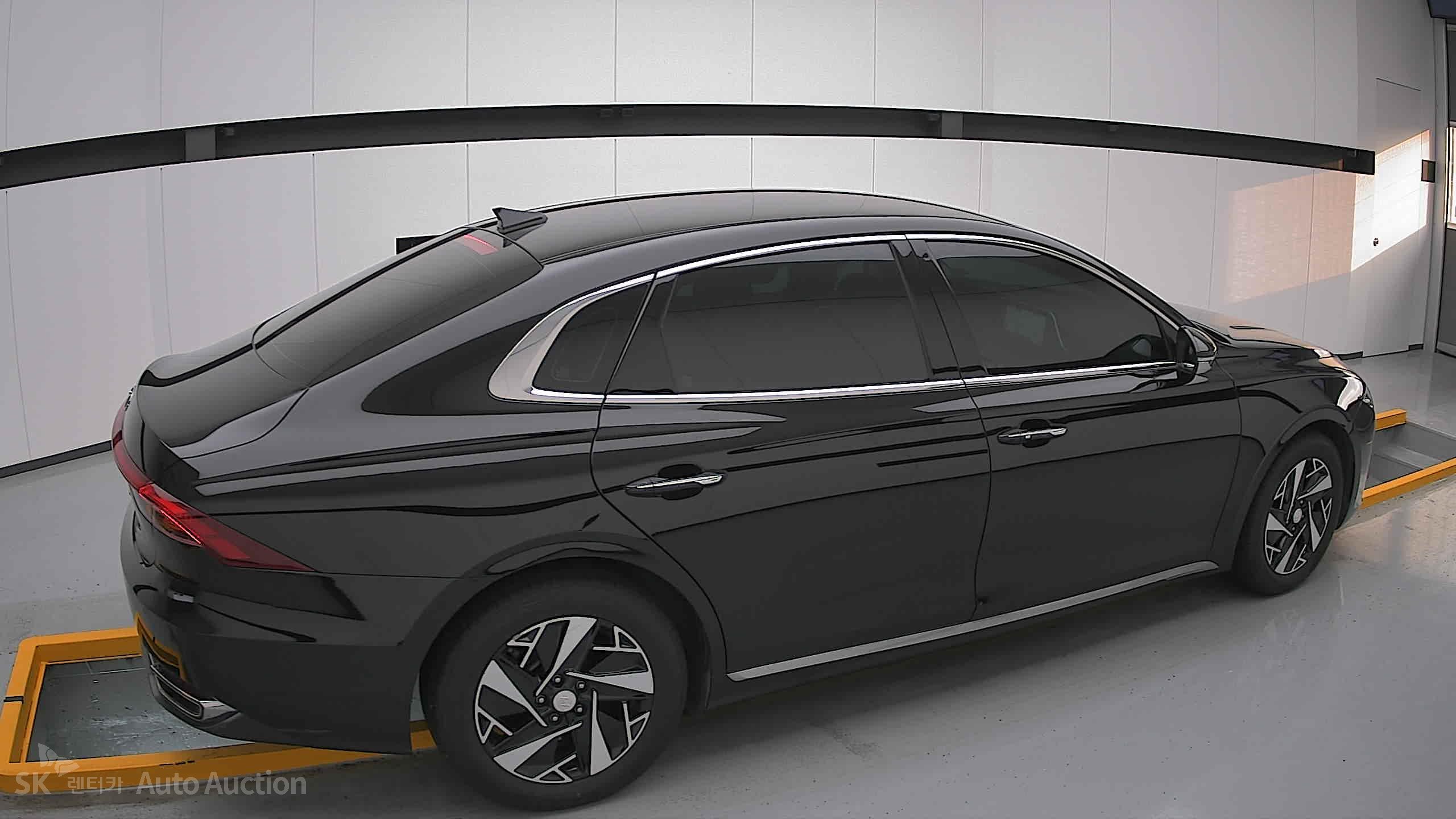 2022 - hyundai grandeur