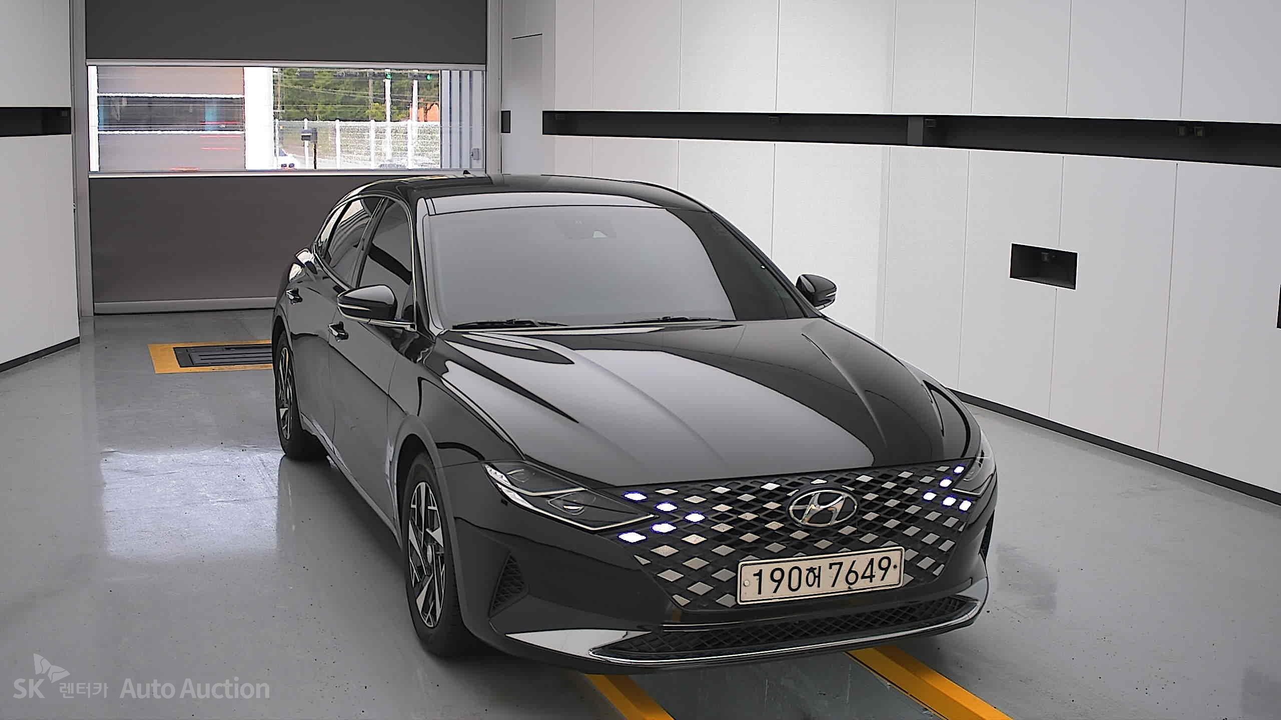 2022 - hyundai grandeur