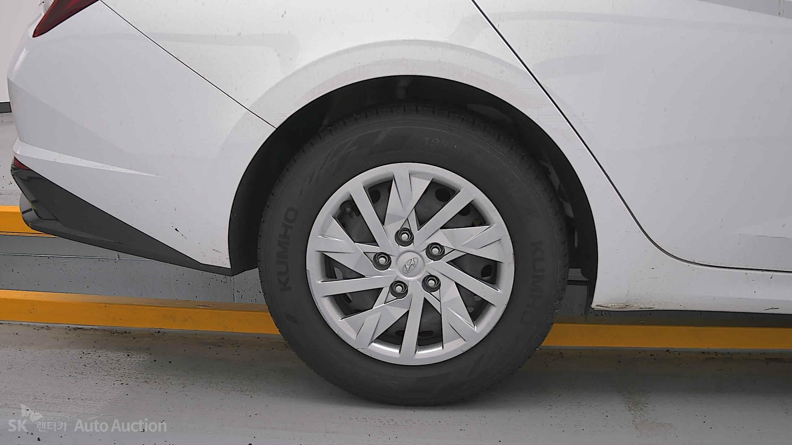 2023 - hyundai avante