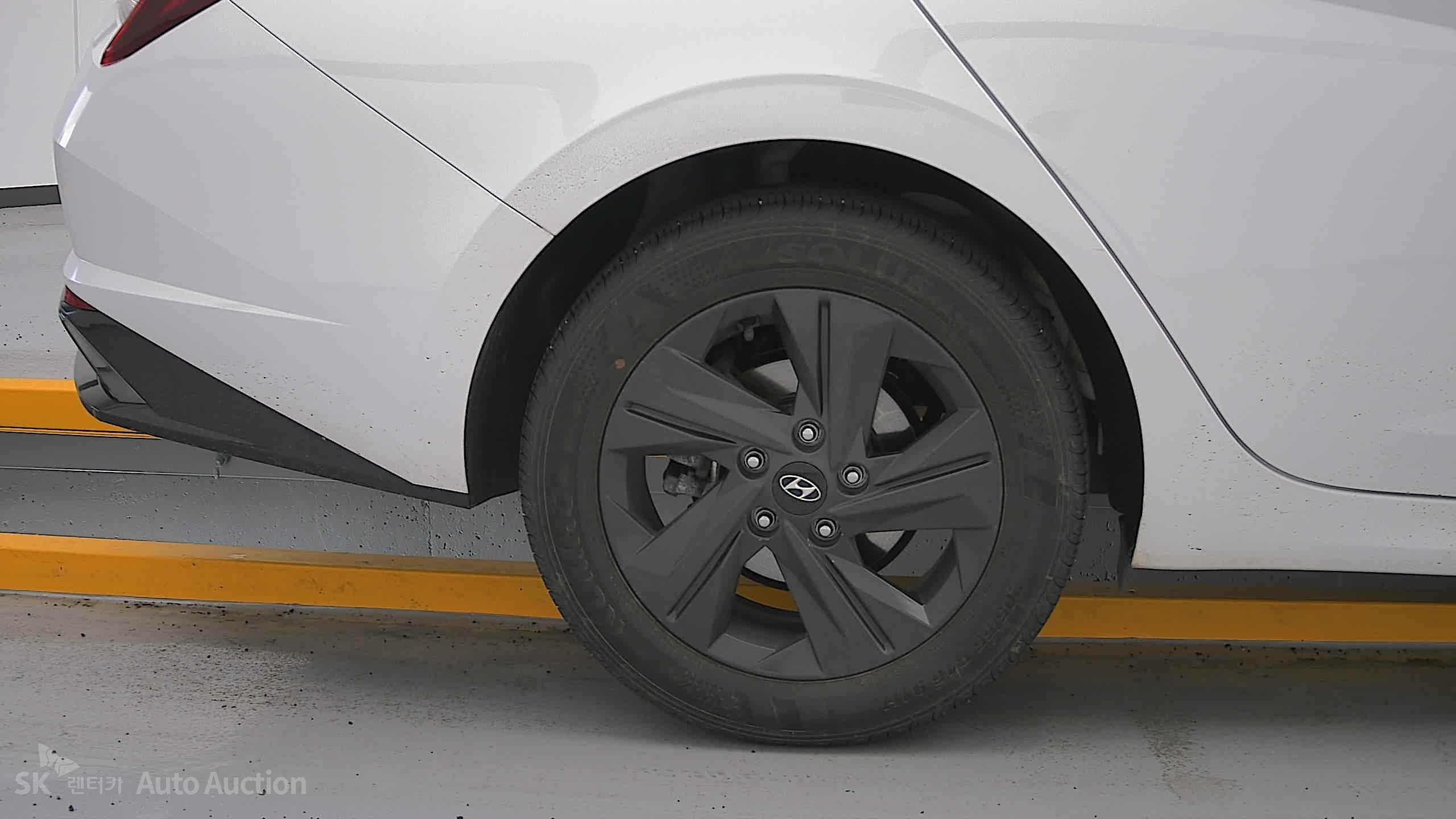 2023 - hyundai avante