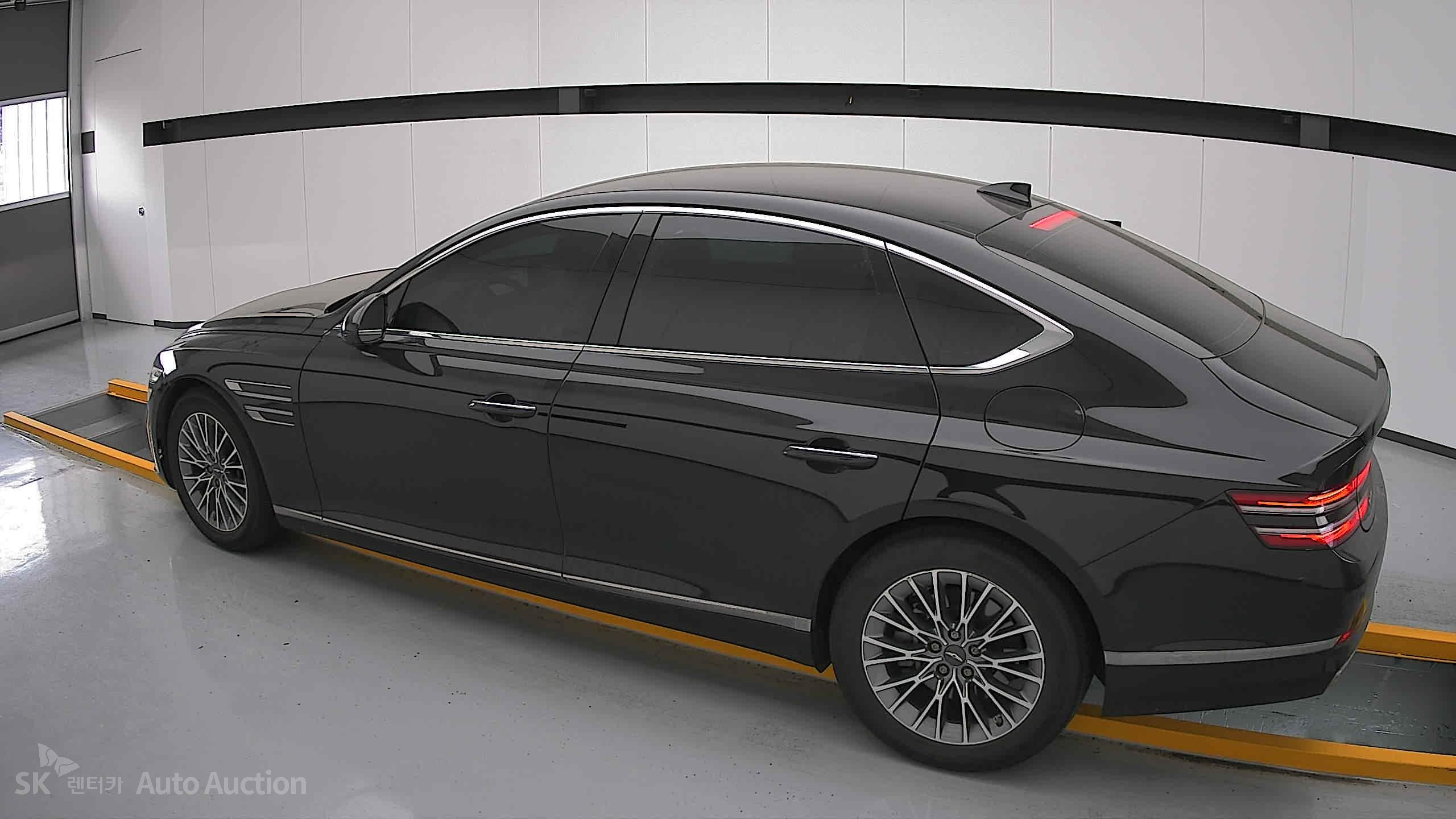 2024 - genesis g80